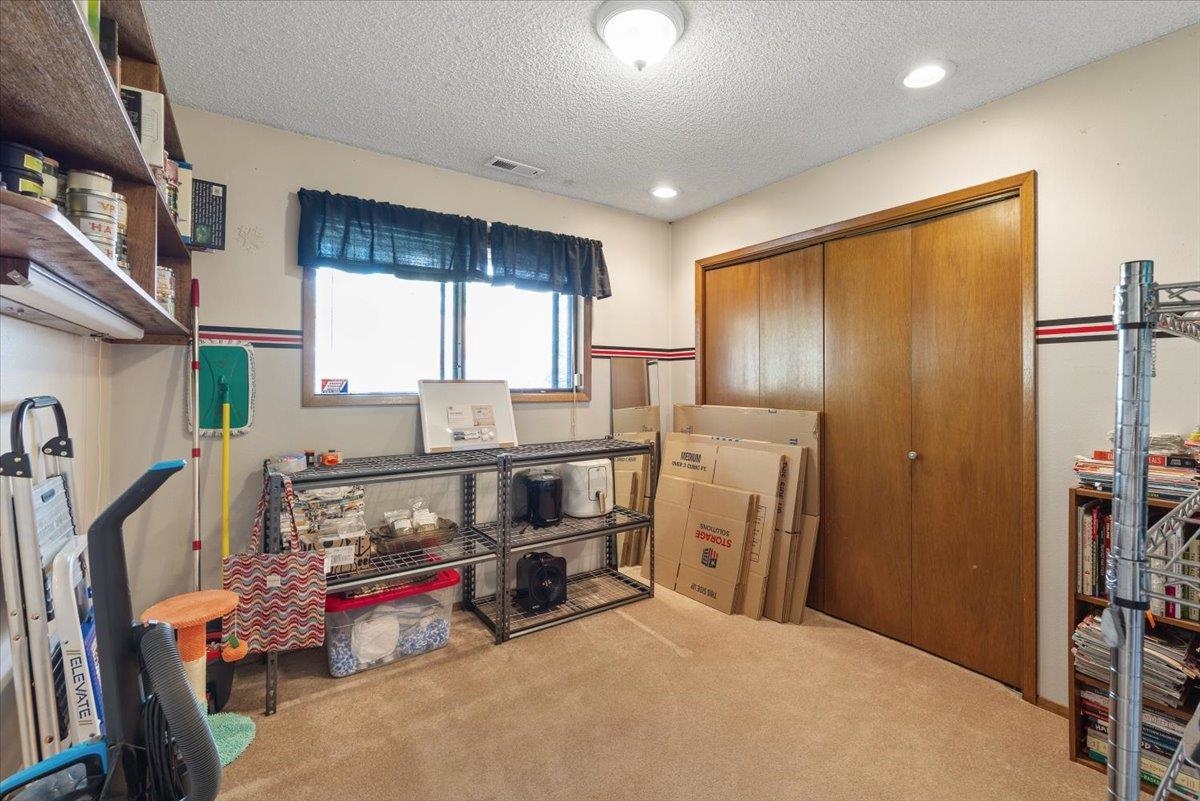 3420 S Tekoa St - Photo 14