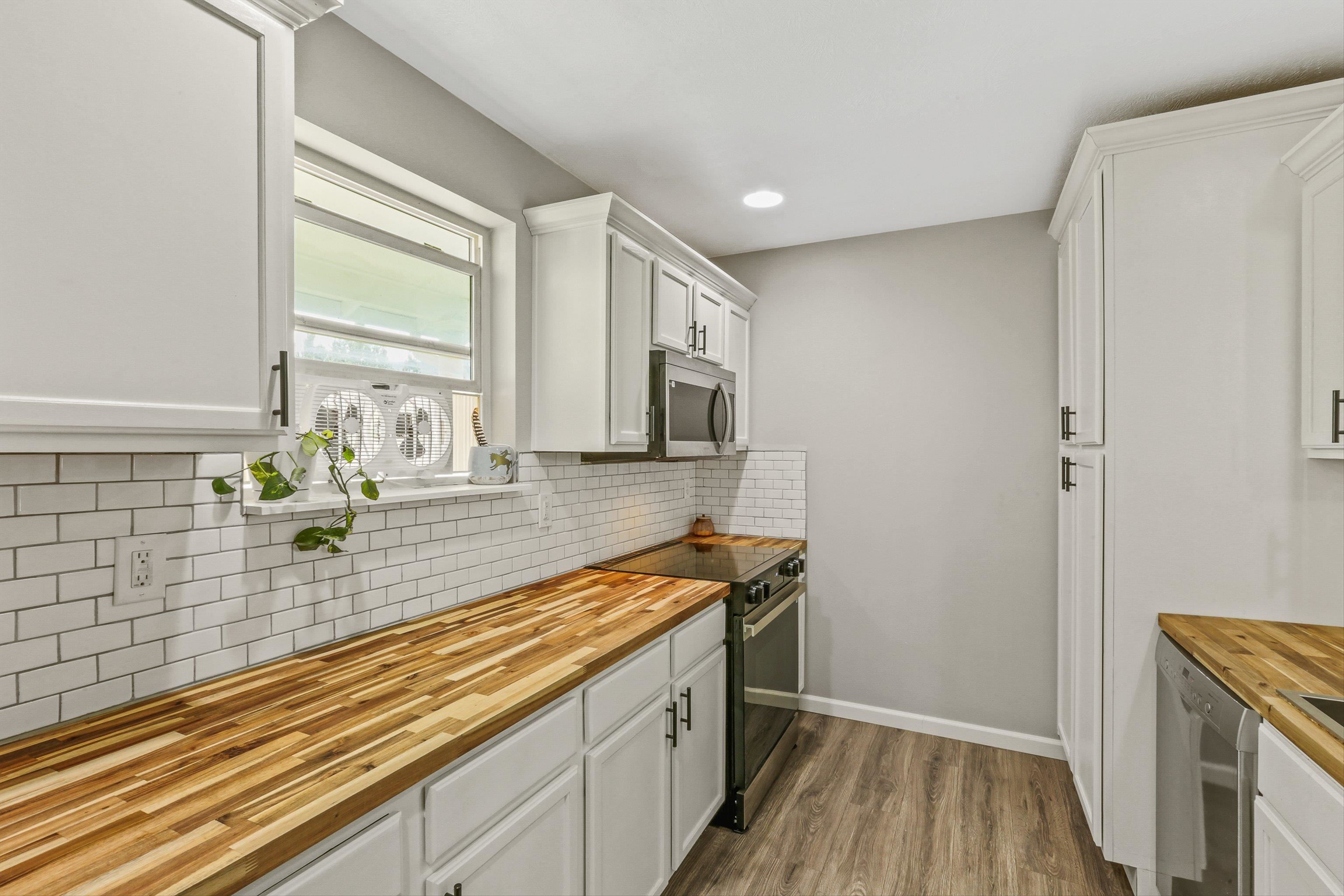9906 E 17th Ln - Photo 6