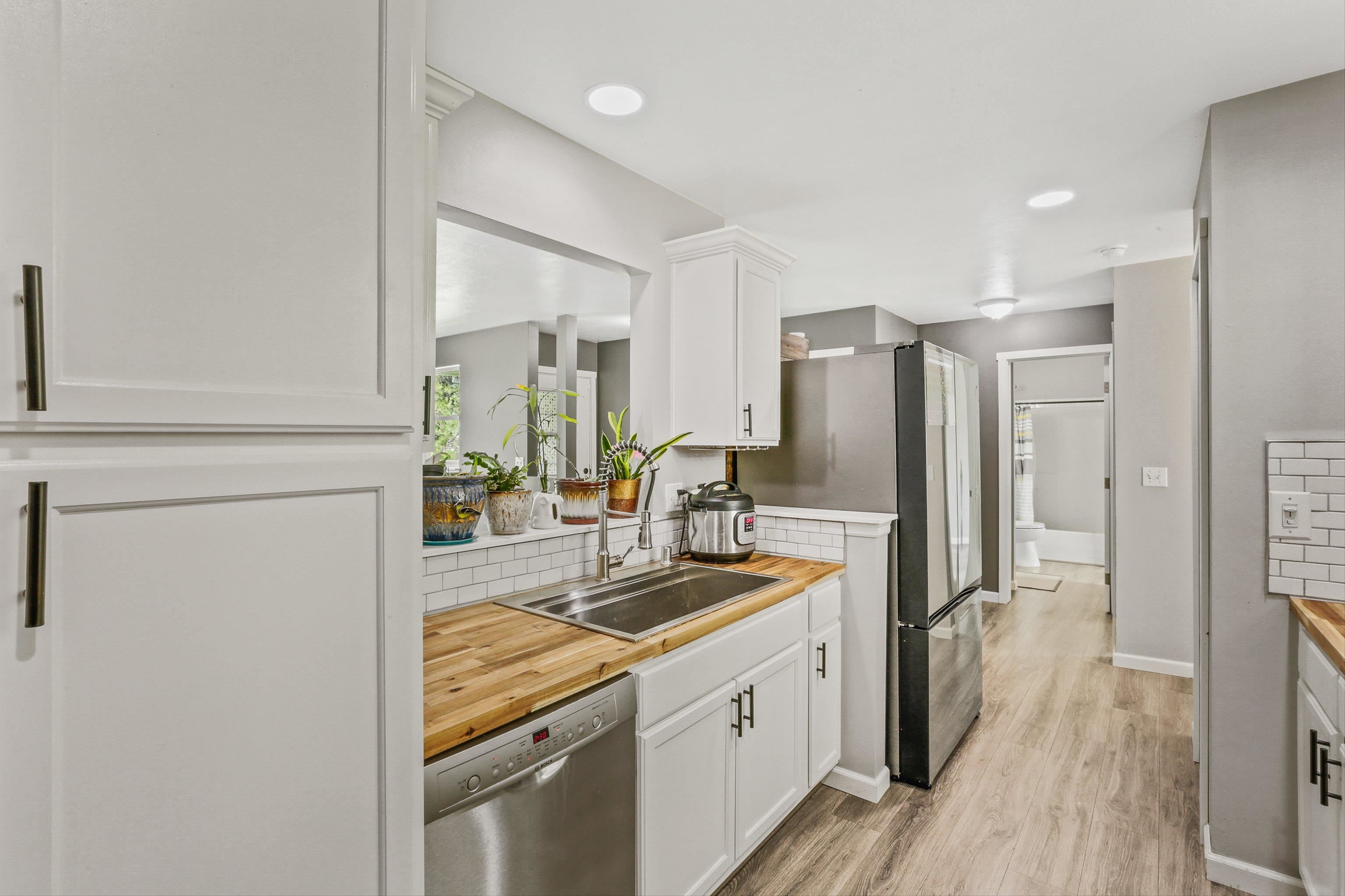 9906 E 17th Ln - Photo 7