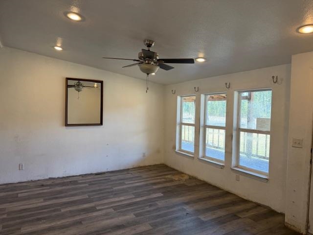 1284 Cross Way - Photo 20