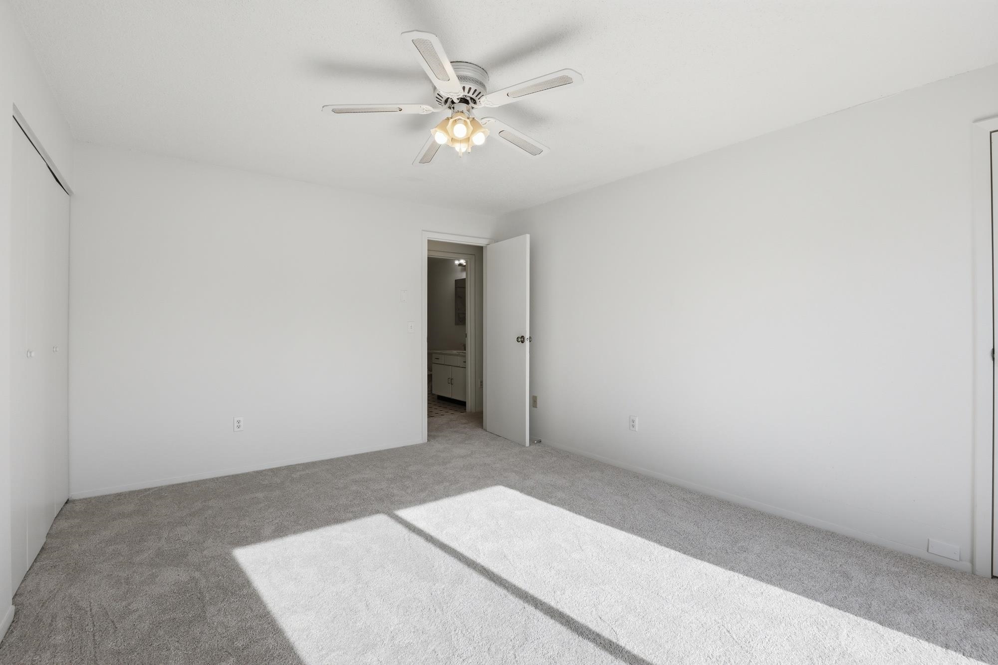 2121 E Upriver Dr - Photo 12