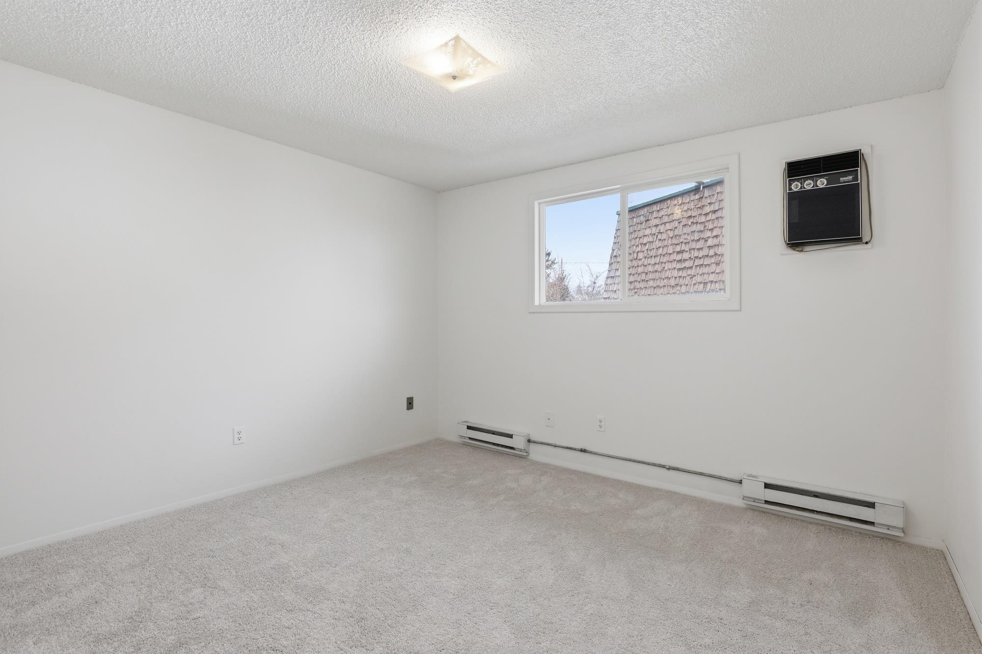 2121 E Upriver Dr - Photo 14