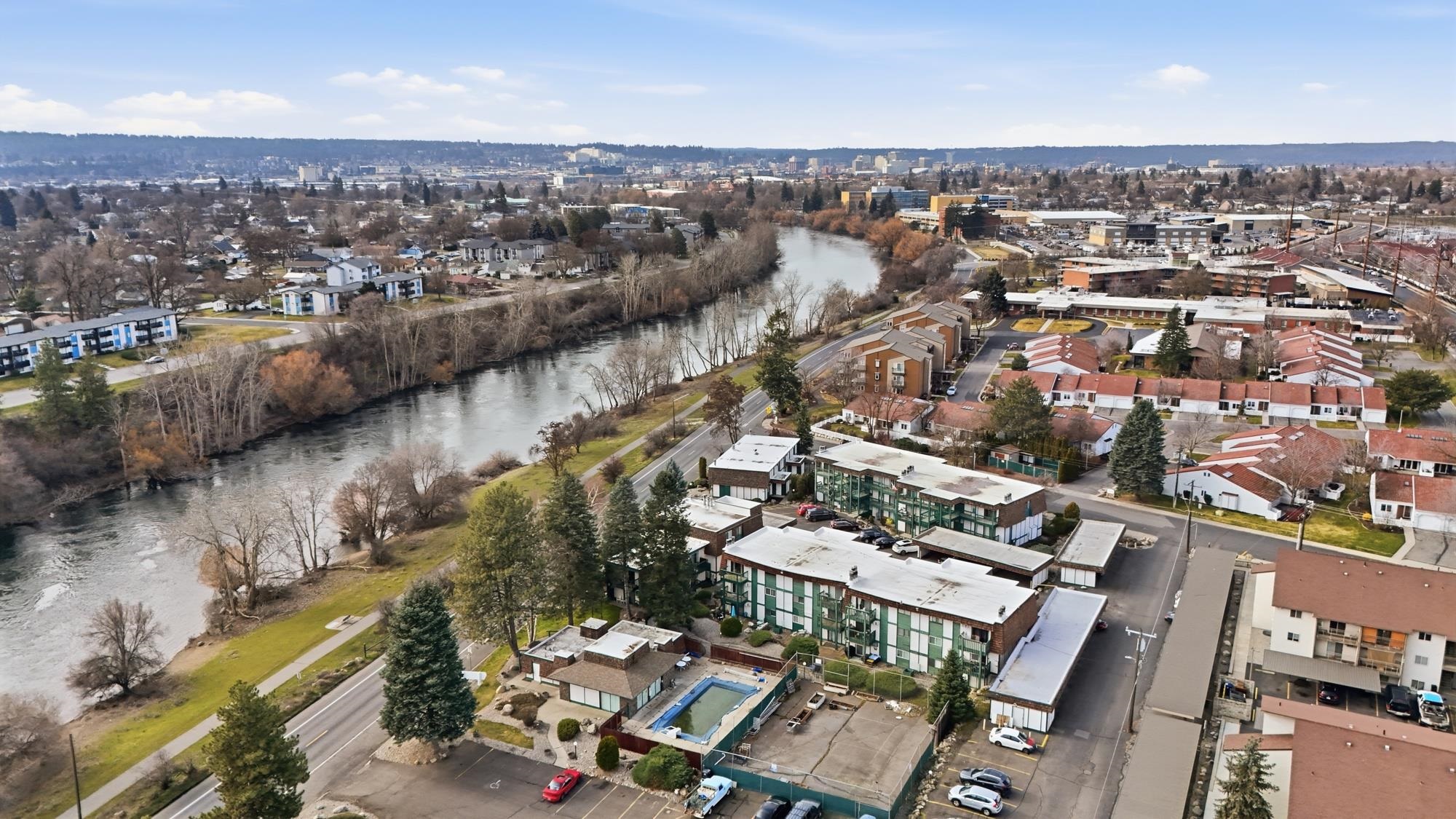 2121 E Upriver Dr - Photo 26