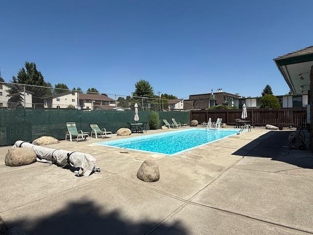 2121 E Upriver Dr - Photo 32