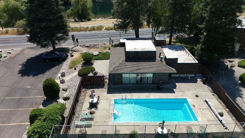 2121 E Upriver Dr - Photo 33