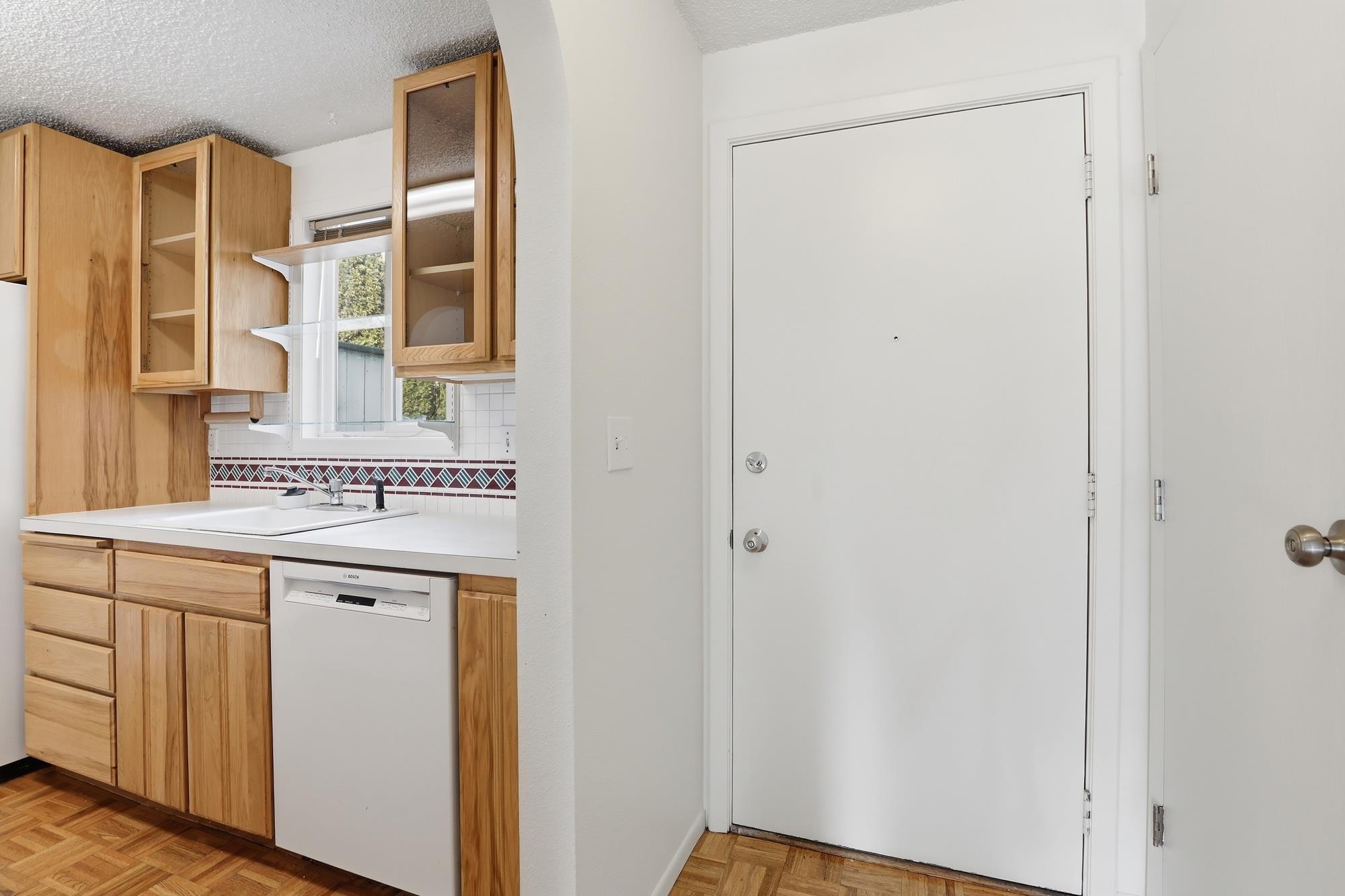 2121 E Upriver Dr - Photo 6