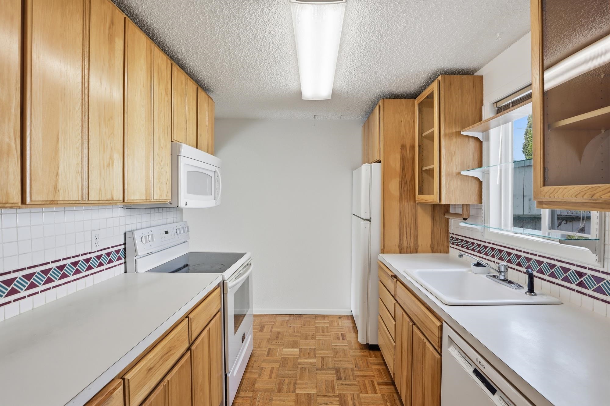 2121 E Upriver Dr - Photo 7