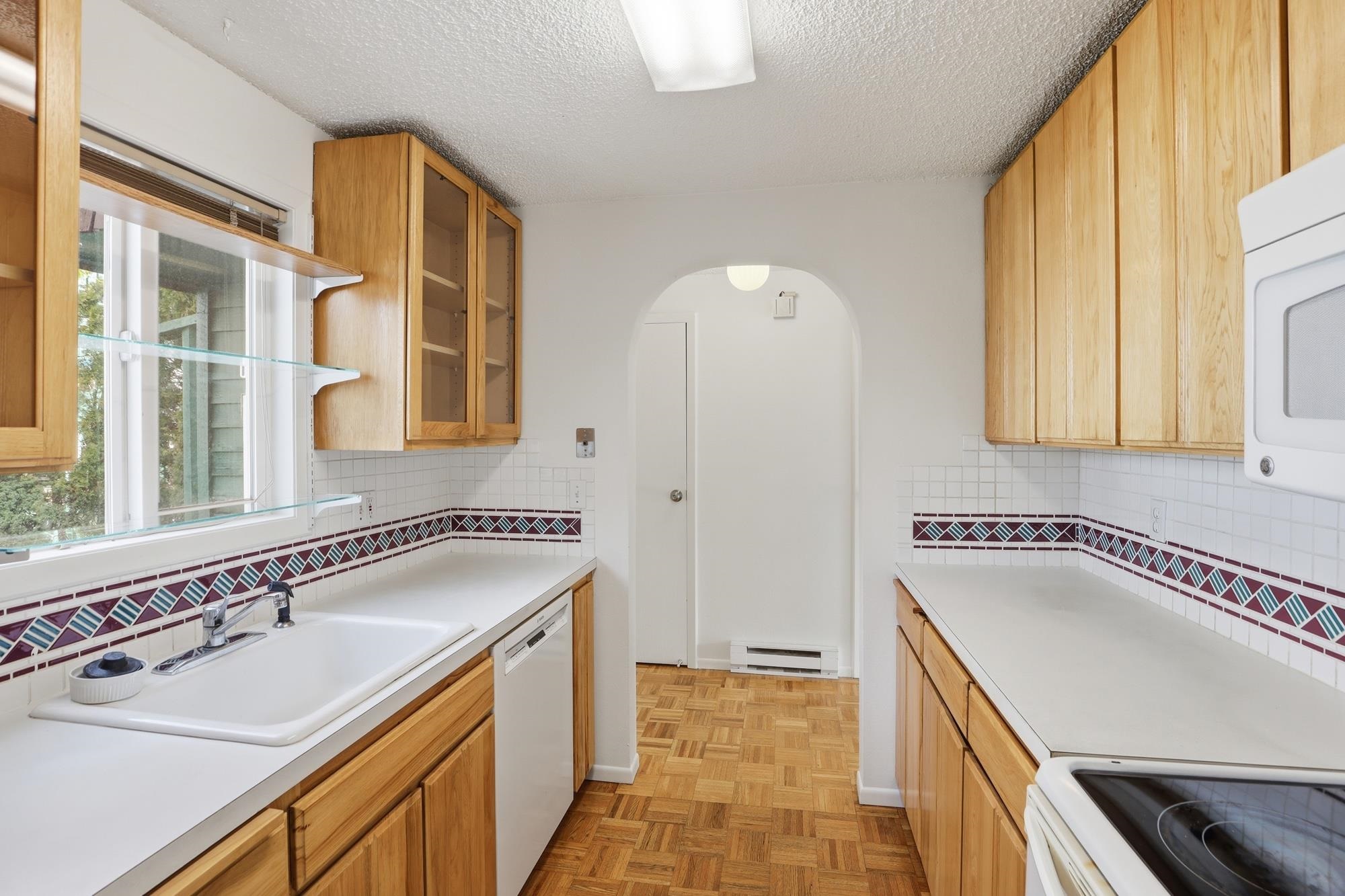 2121 E Upriver Dr - Photo 8