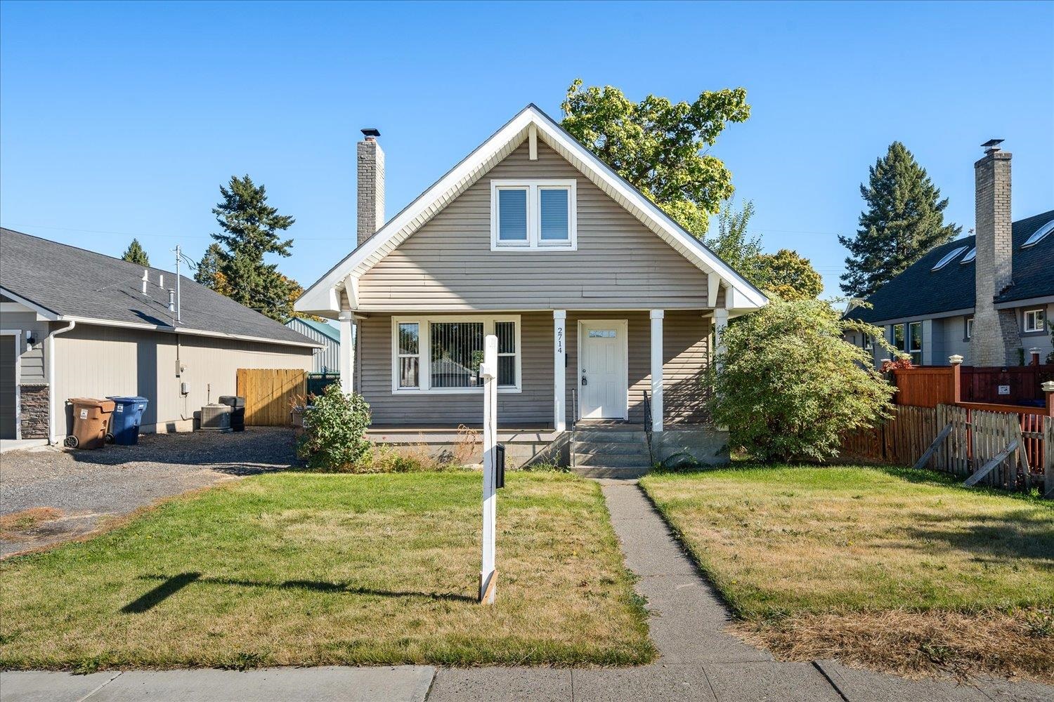 2714 N Lee St - Photo 1