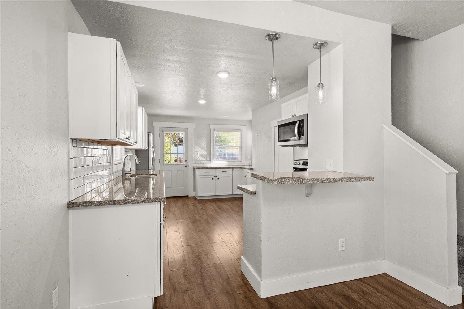 2714 N Lee St - Photo 14