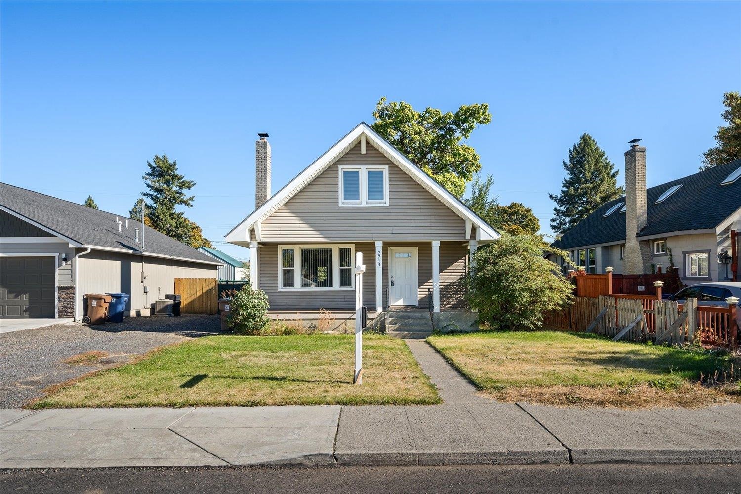 2714 N Lee St - Photo 4