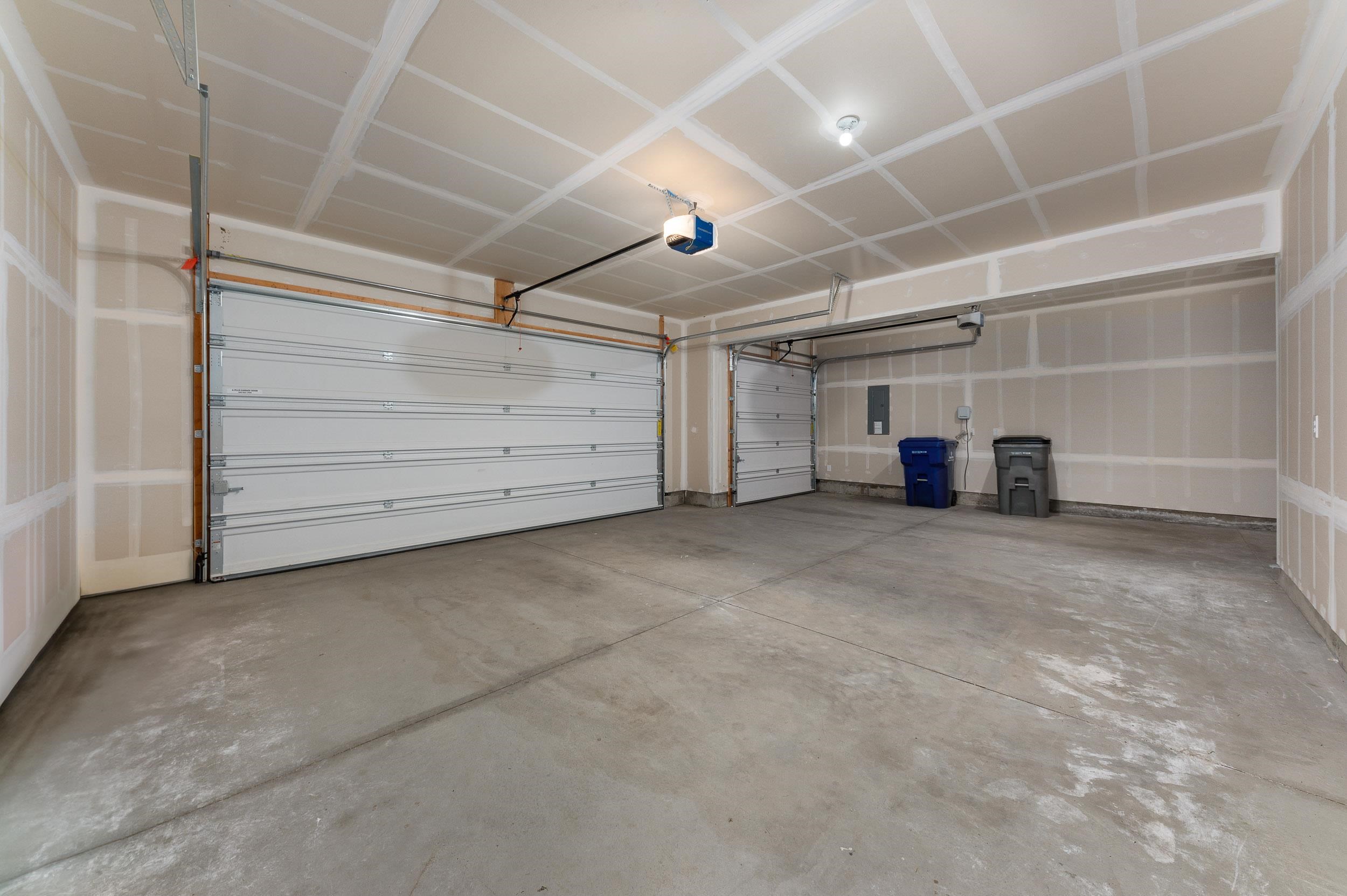 8414 W Sugar Ct - Photo 32
