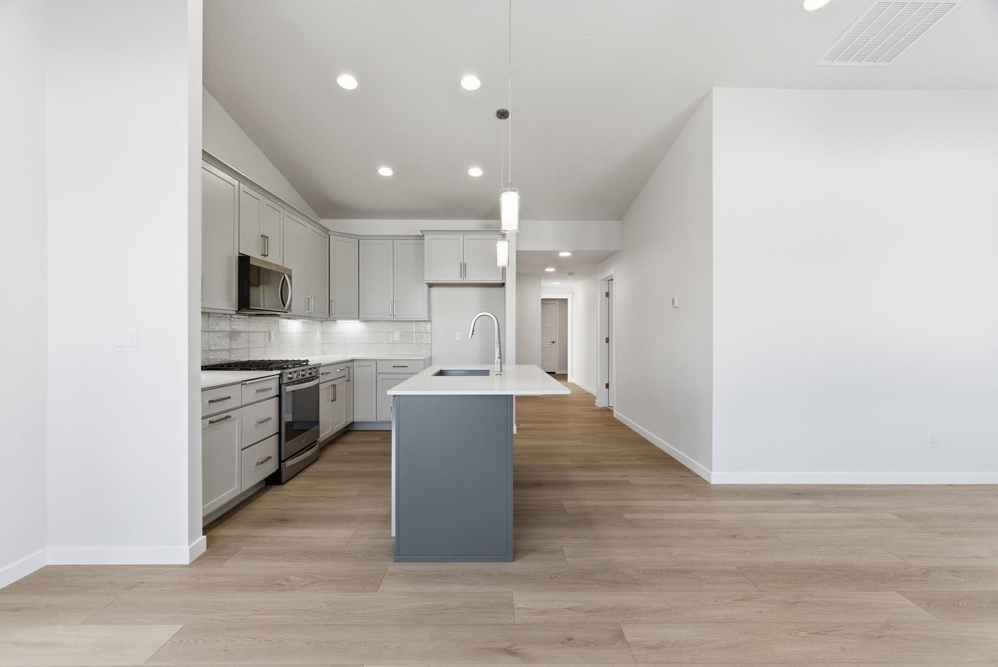 23010 E Edgewater Ln - Photo 11