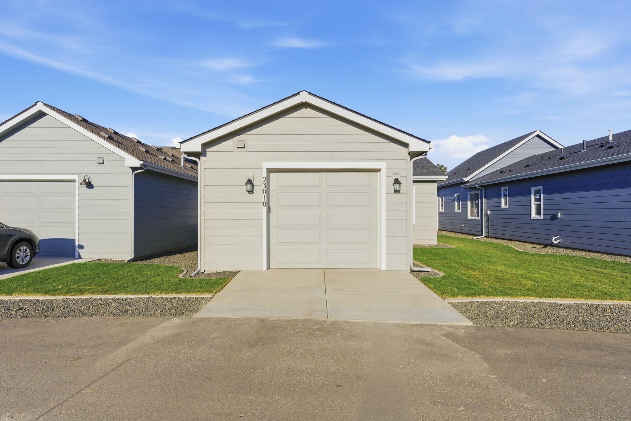 23010 E Edgewater Ln - Photo 27