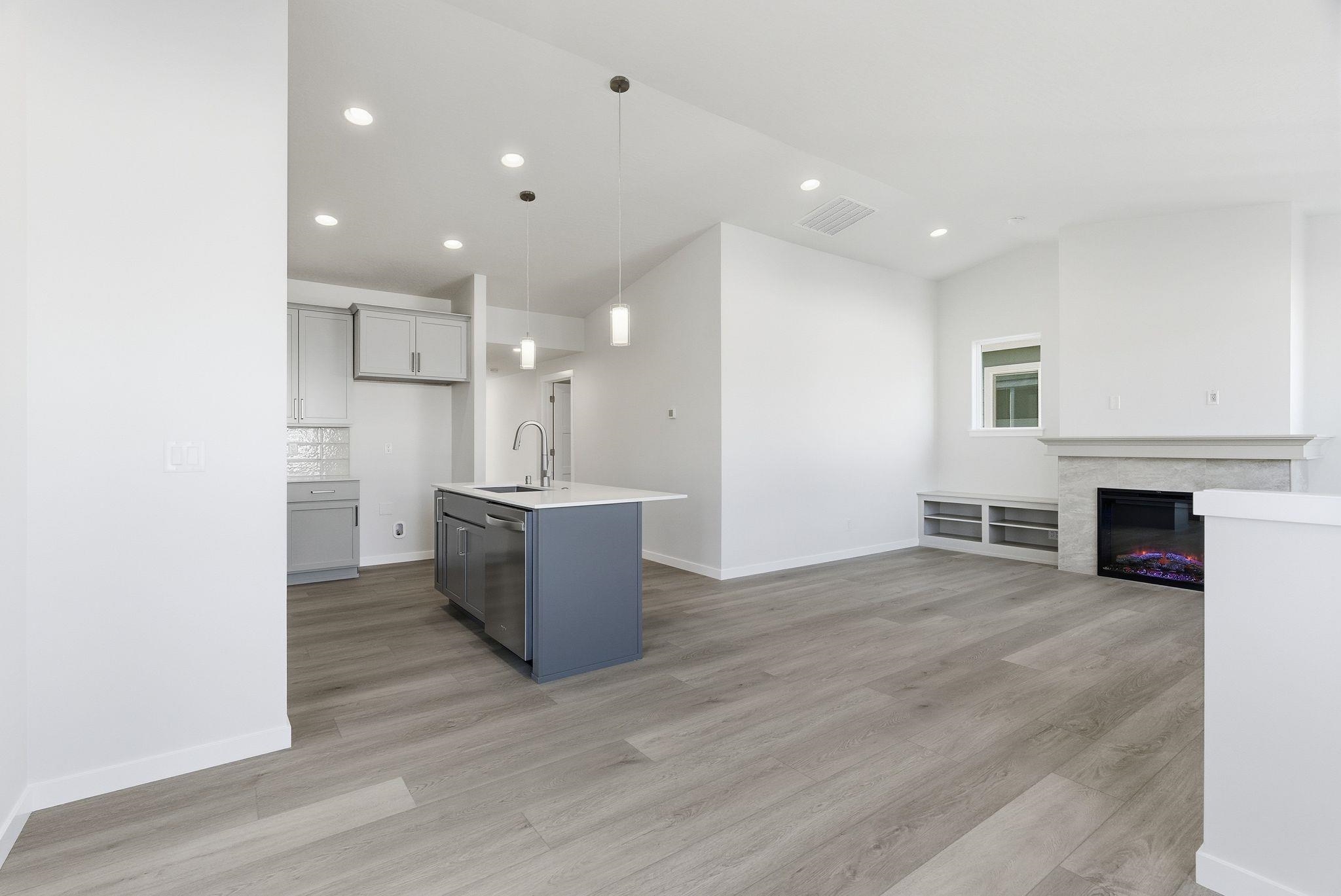 23010 E Edgewater Ln - Photo 9