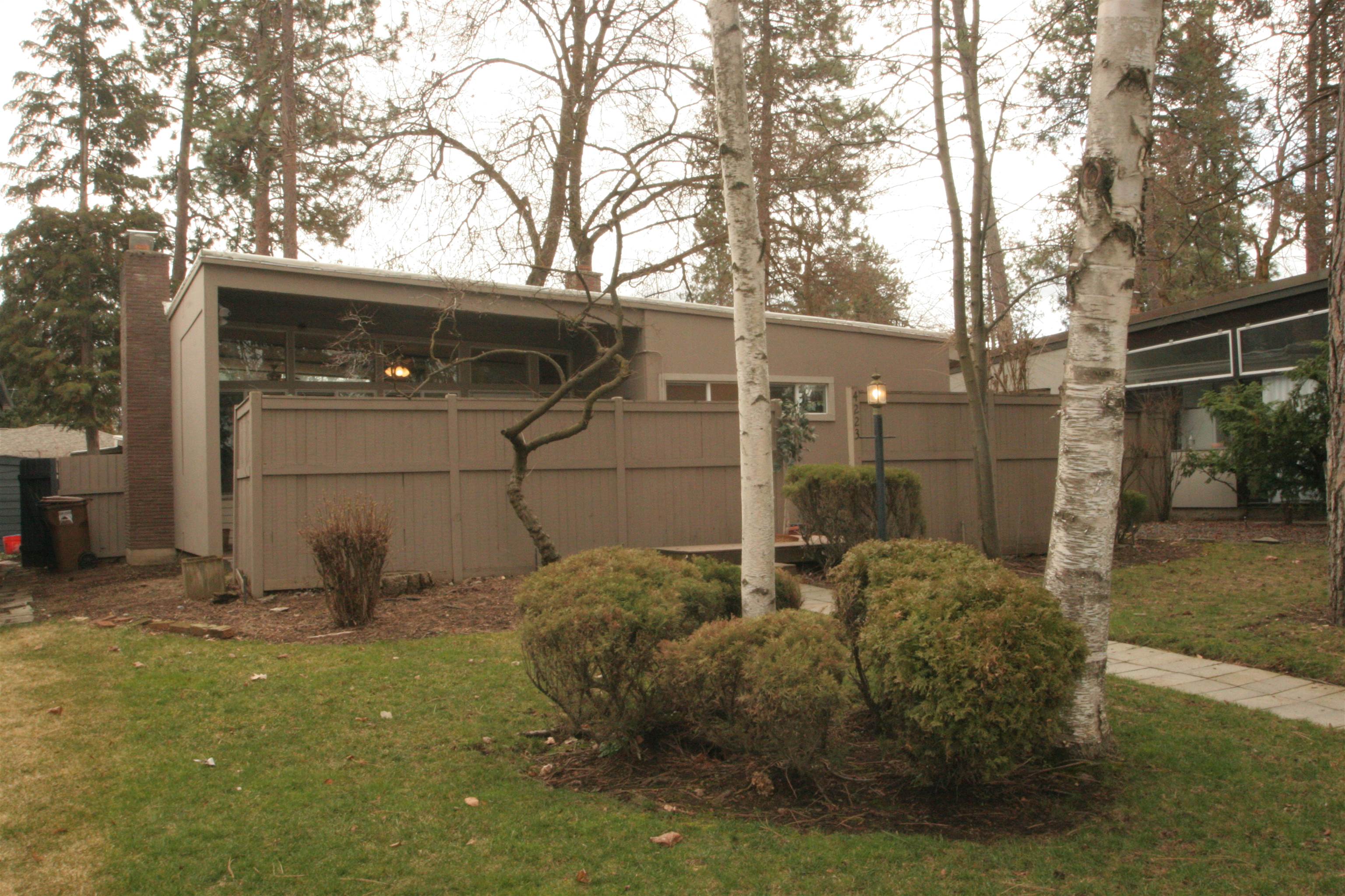 4223 S Perry St - Photo 3