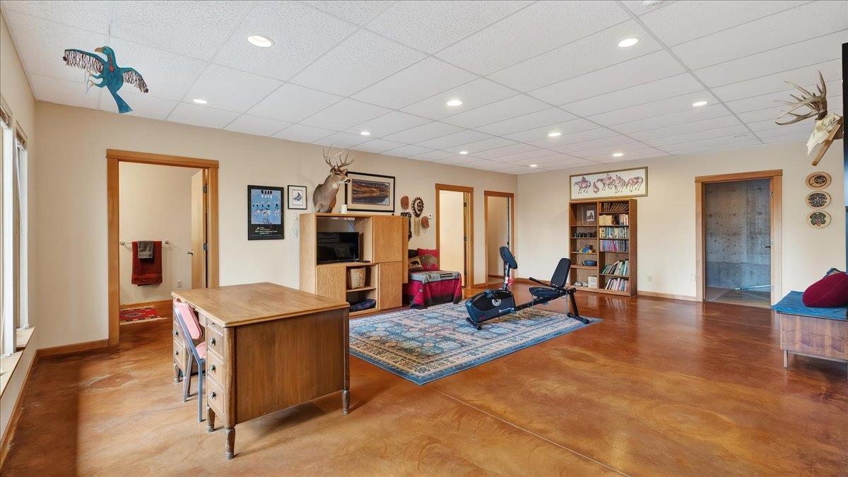 2358 Highline Rd - Photo 30