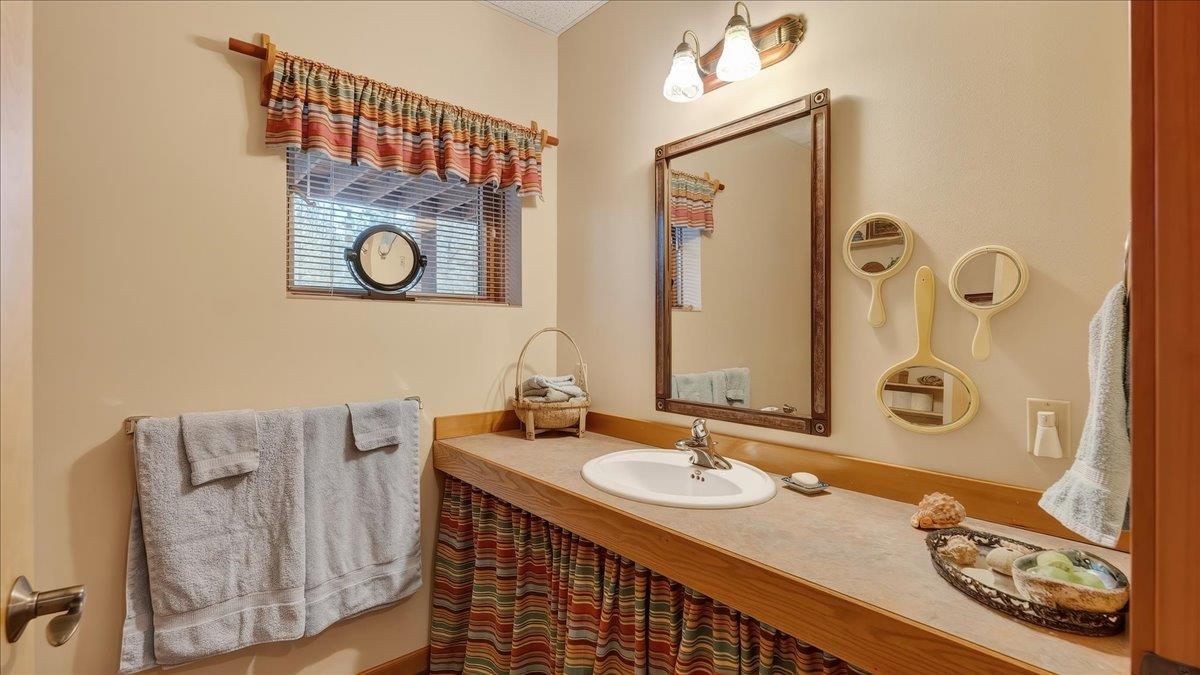 2358 Highline Rd - Photo 33