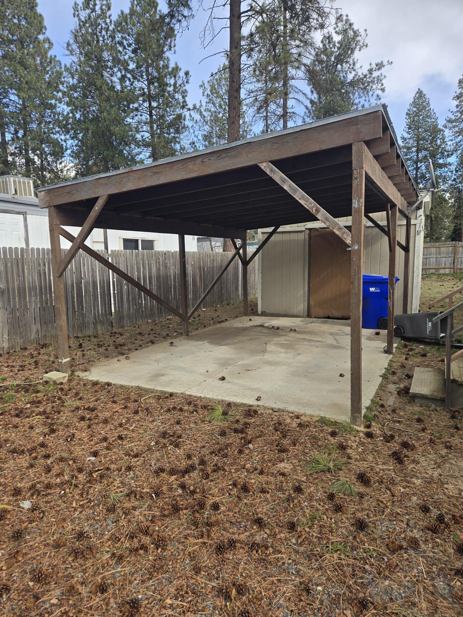 312 N Colville Rd - Photo 4
