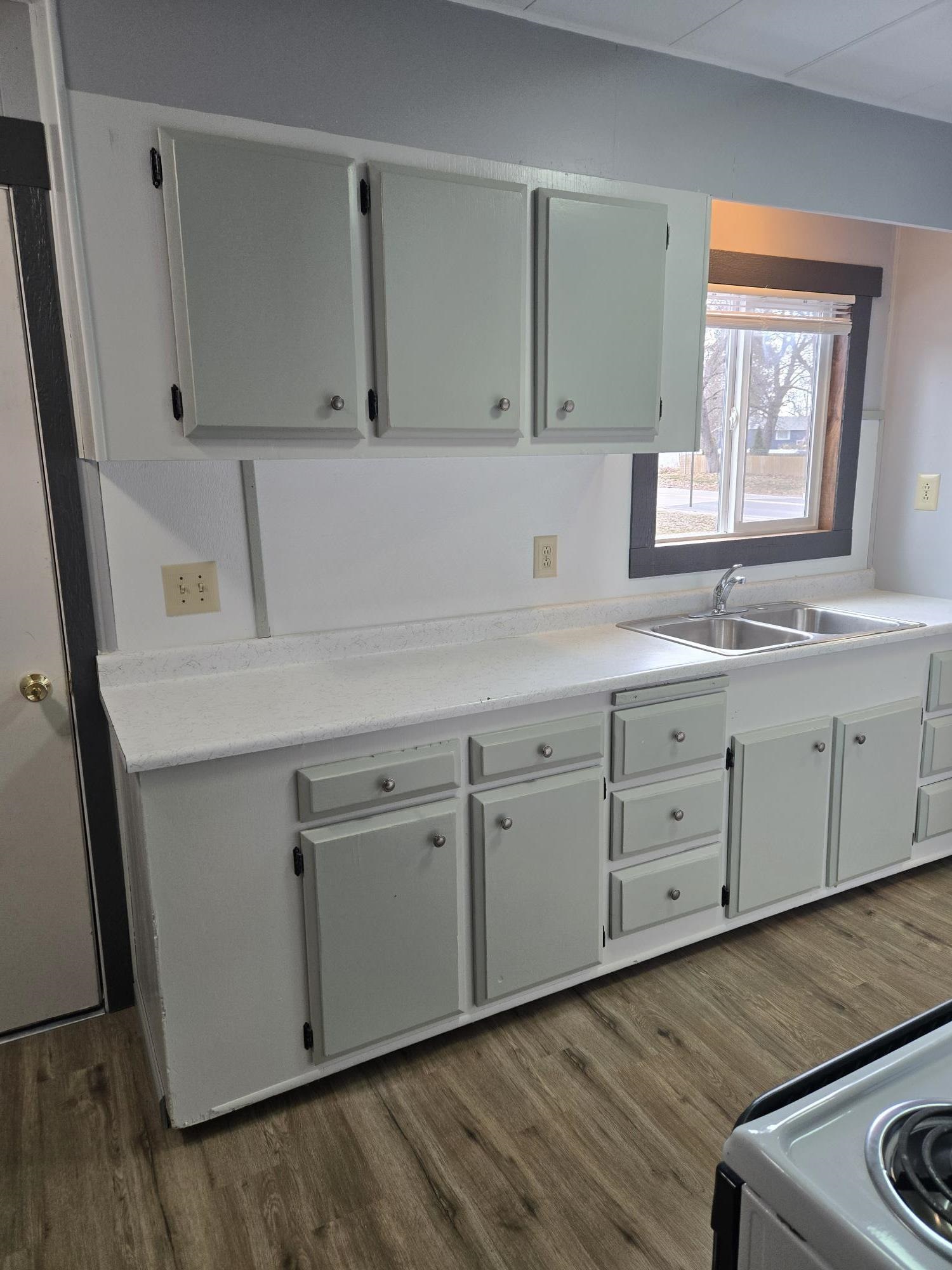 312 N Colville Rd - Photo 7