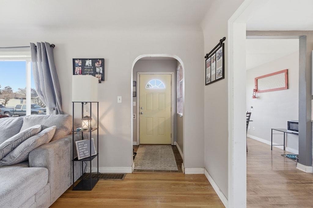 2318 E Columbia Ave - Photo 12
