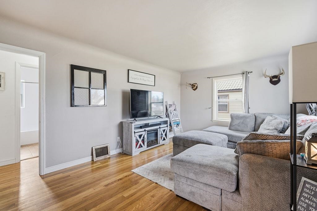 2318 E Columbia Ave - Photo 8