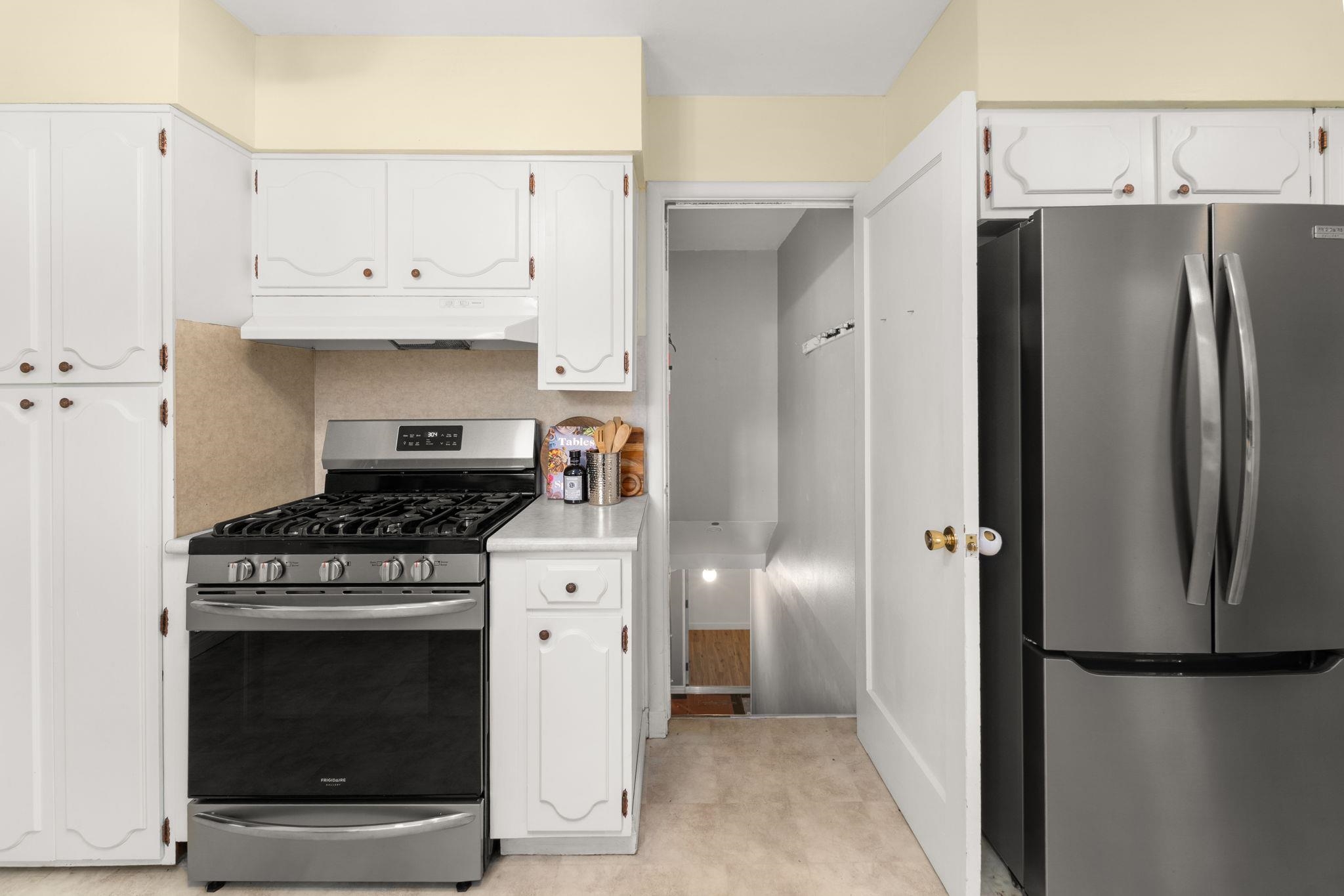 3303 W Walton Ave - Photo 12