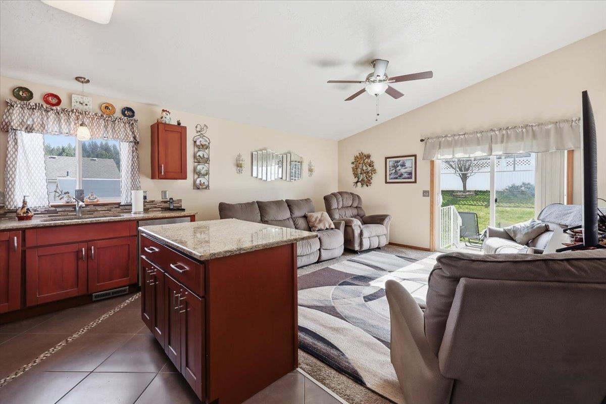 4714 E 15th Ave - Photo 12
