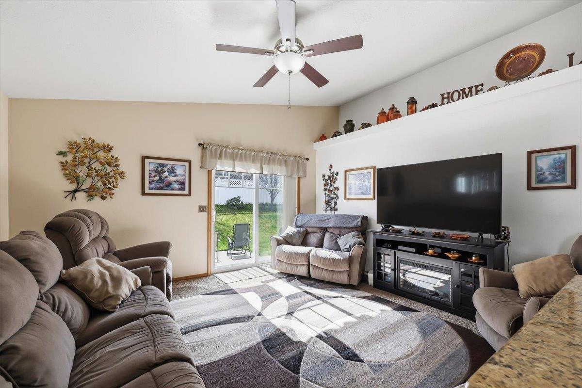 4714 E 15th Ave - Photo 9