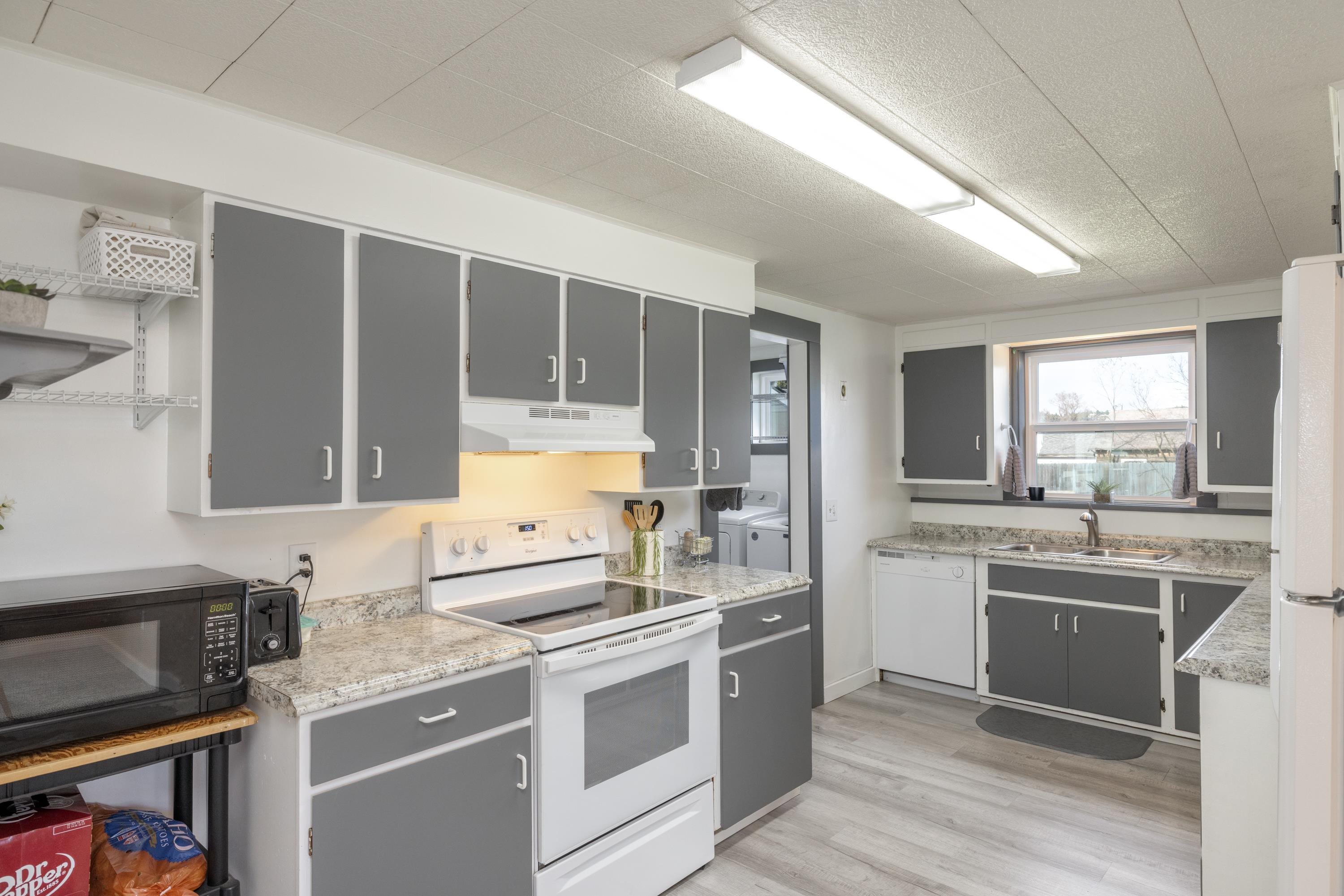 8915 E Grace Ave - Photo 12