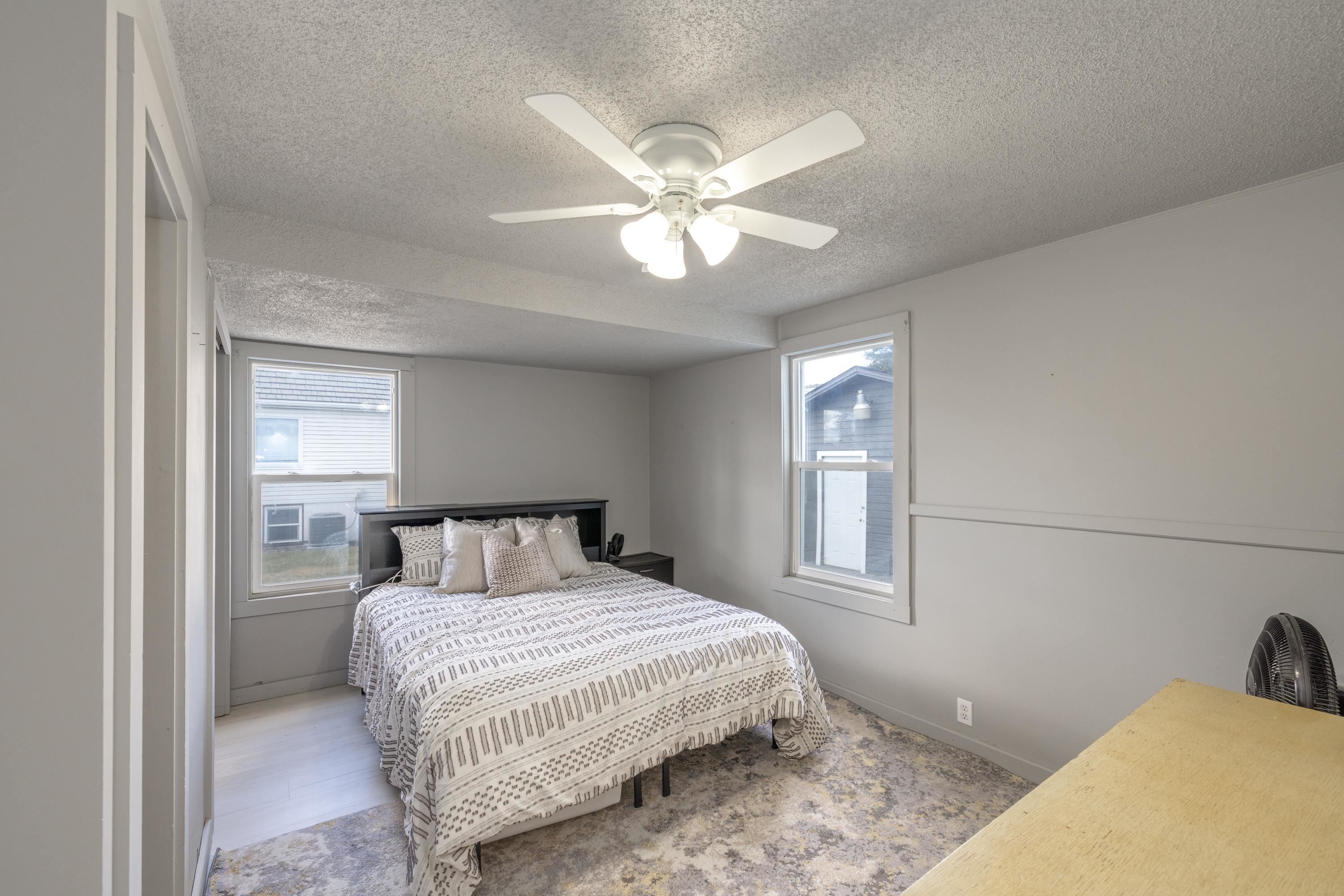 8915 E Grace Ave - Photo 16