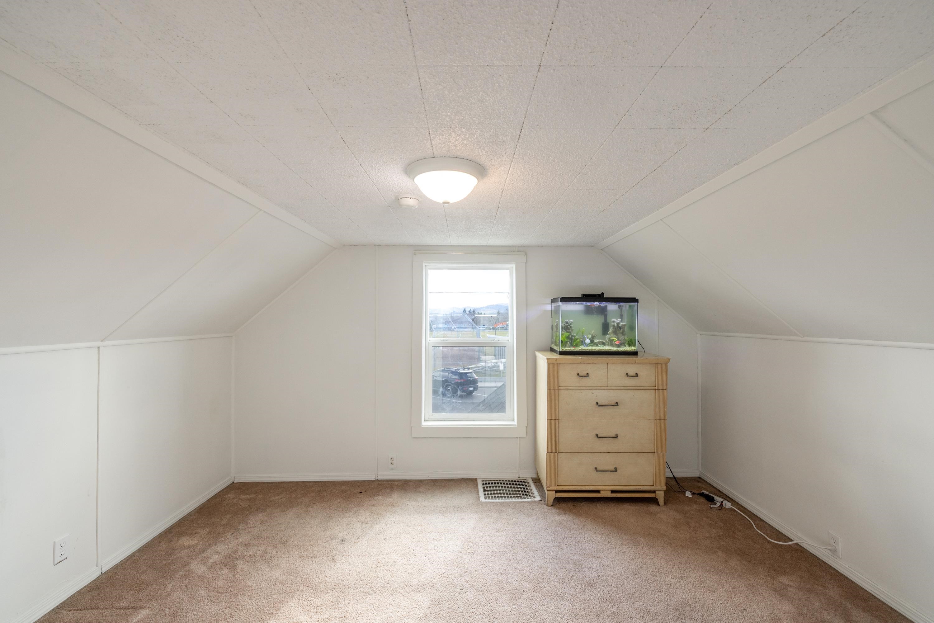 8915 E Grace Ave - Photo 24