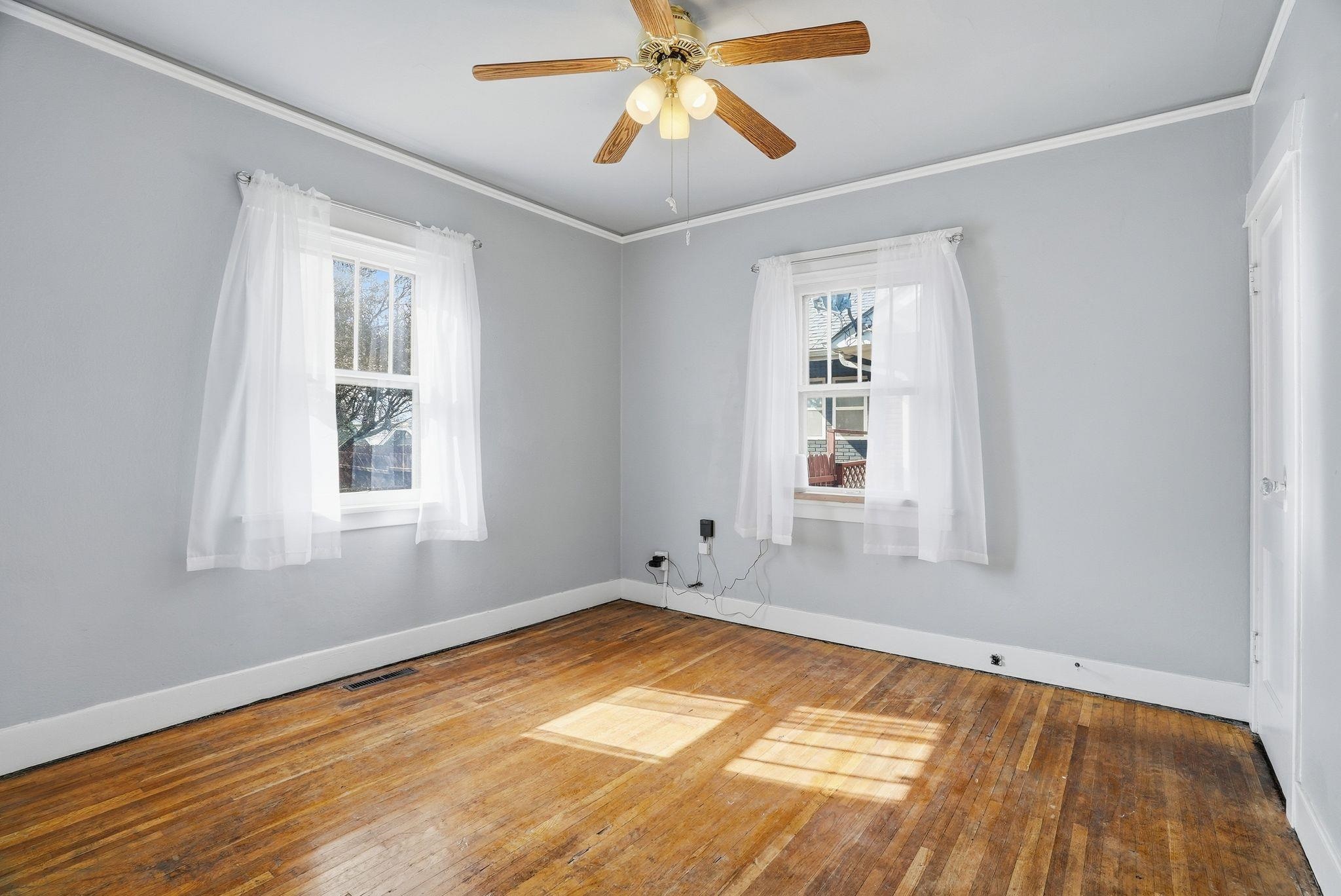 118 E Glass Ave - Photo 11