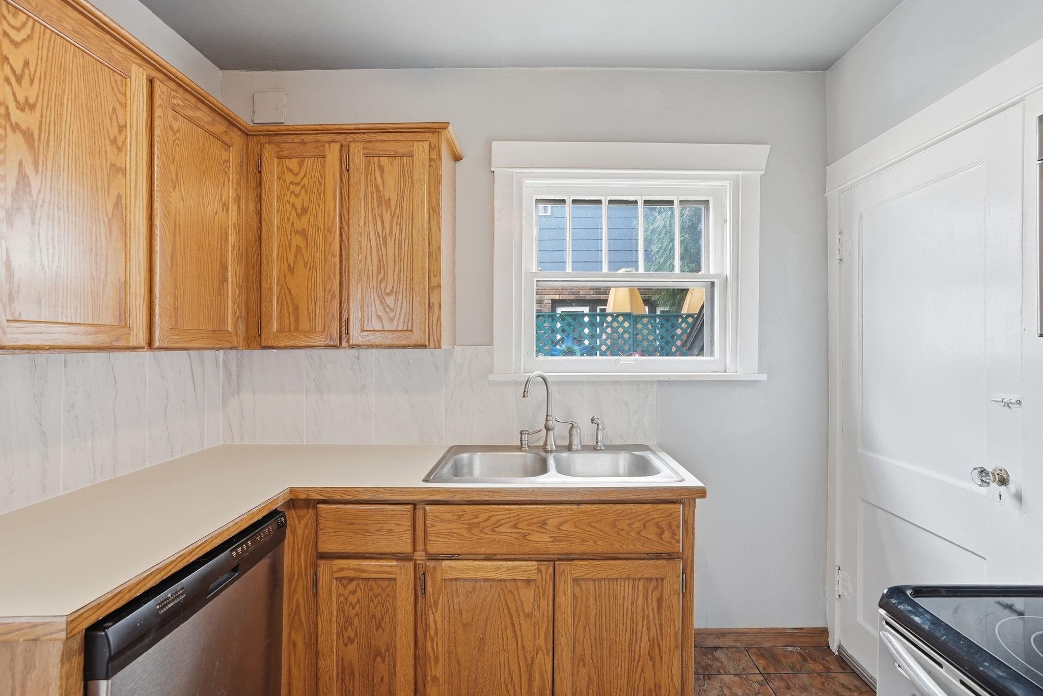 118 E Glass Ave - Photo 15
