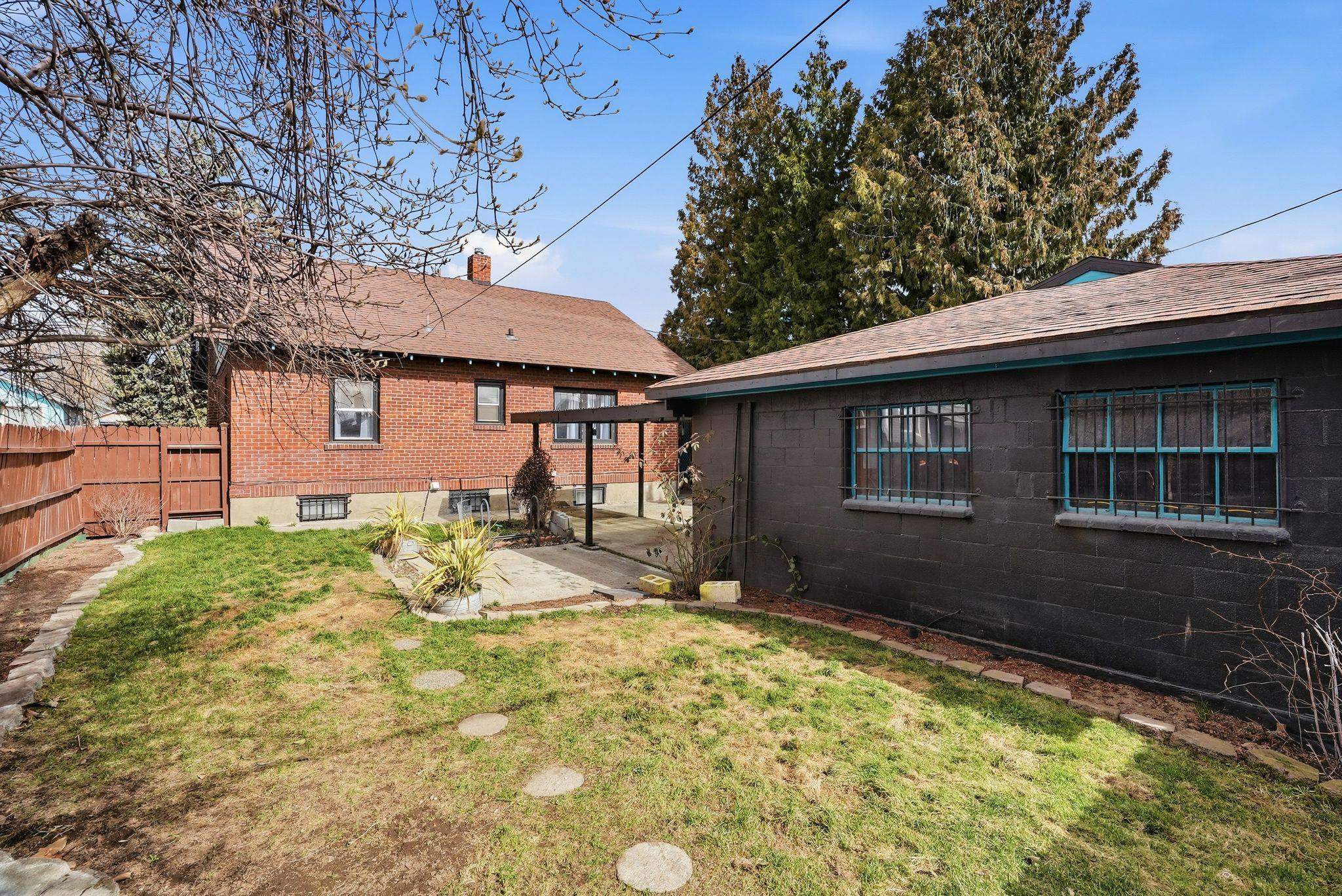 118 E Glass Ave - Photo 27