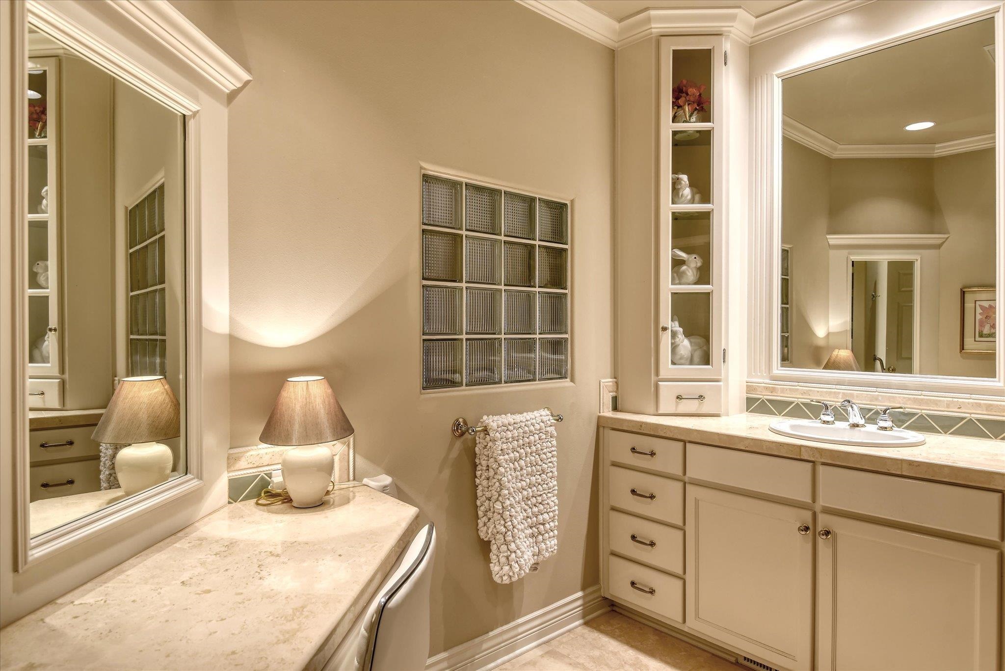 511 N Dunbarton Oaks Ln - Photo 24