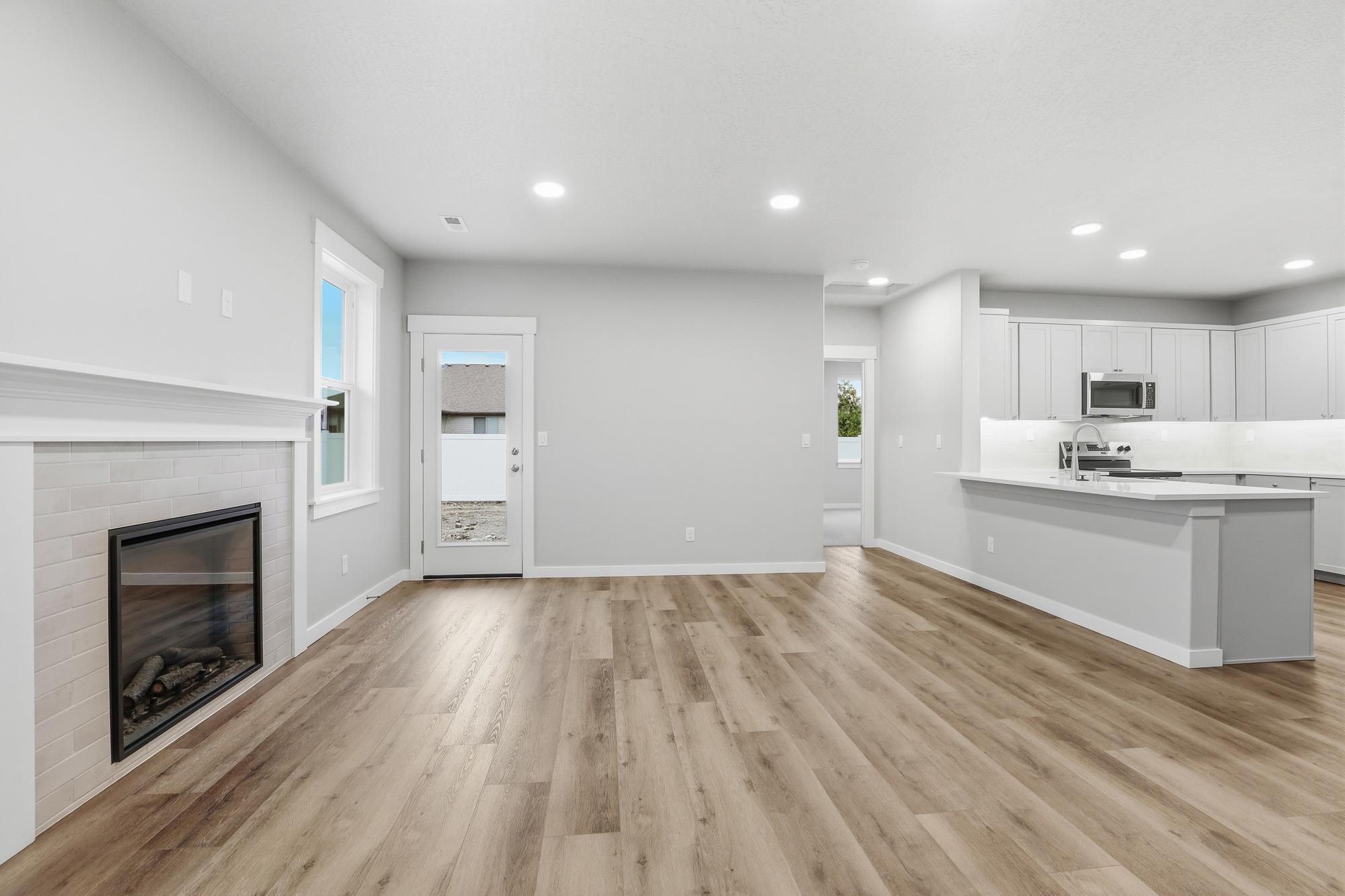 414 N Viewmont Ct - Photo 3