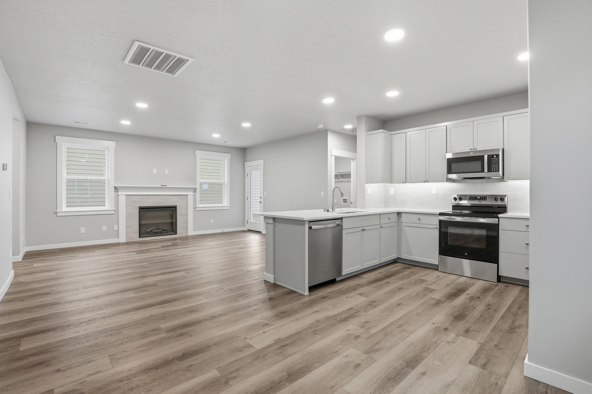 414 N Viewmont Ct - Photo 5