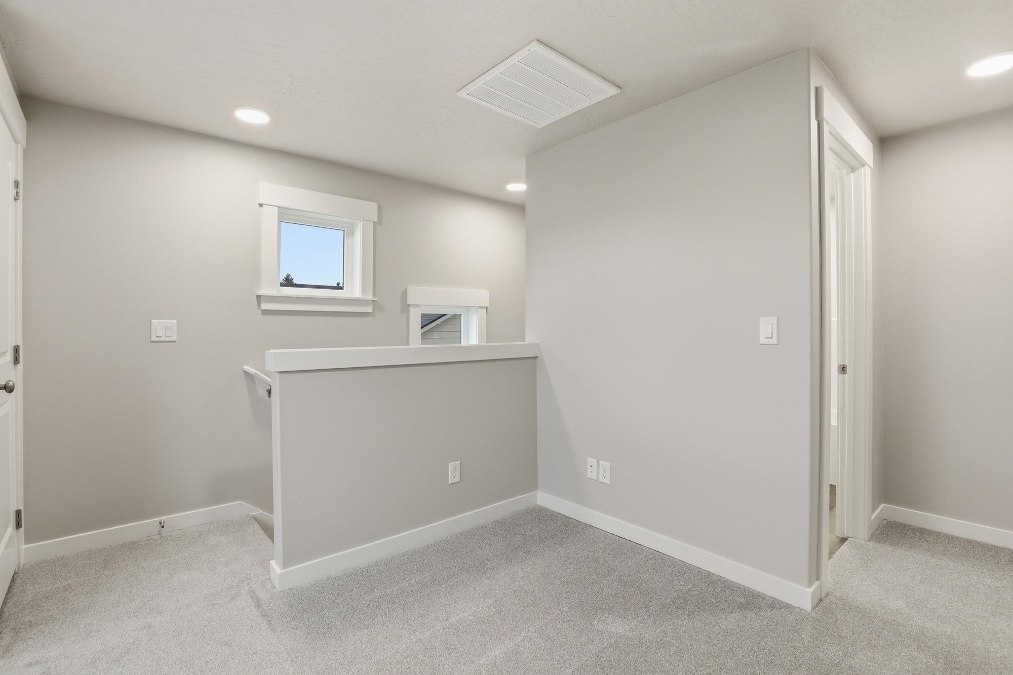 414 N Viewmont Ct - Photo 9