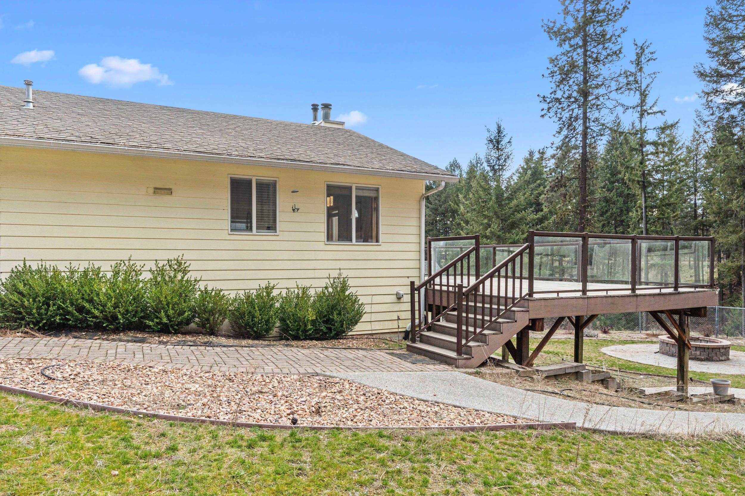579 Inchelium Rd - Photo 31