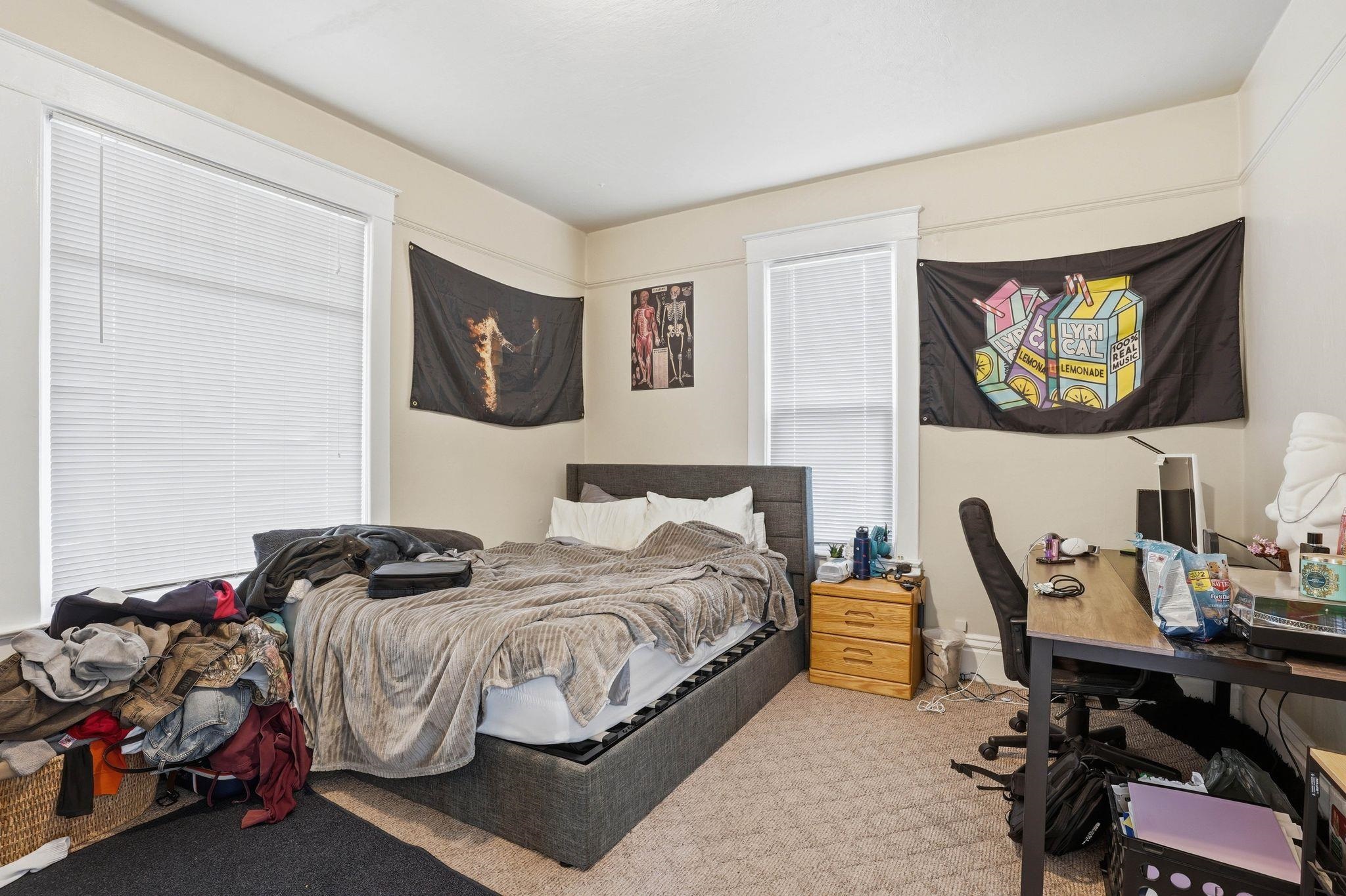 1011 E Augusta Ave - Photo 11