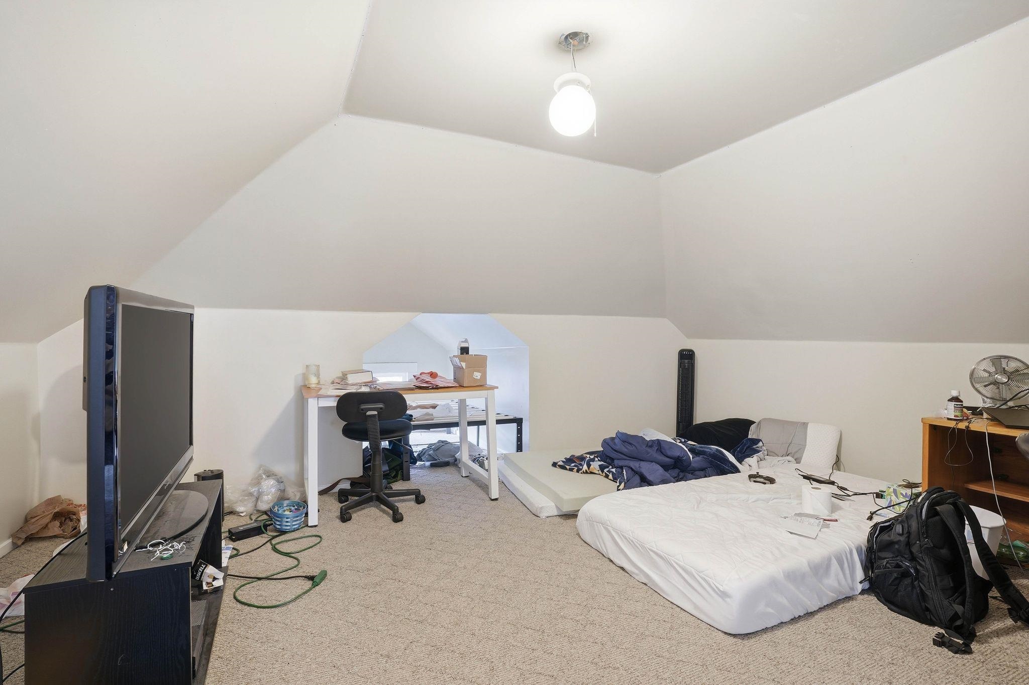 1011 E Augusta Ave - Photo 13