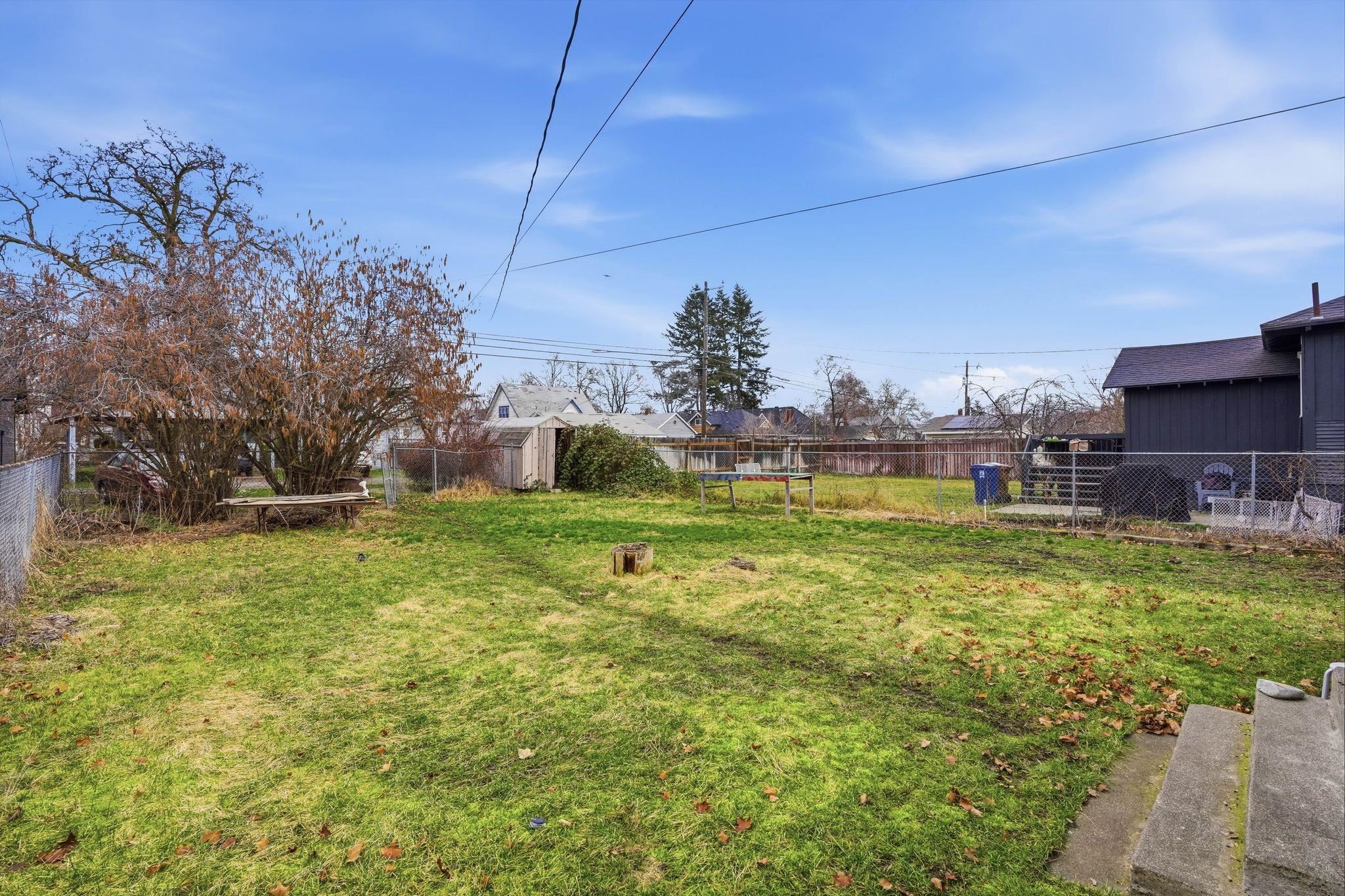 1011 E Augusta Ave - Photo 20