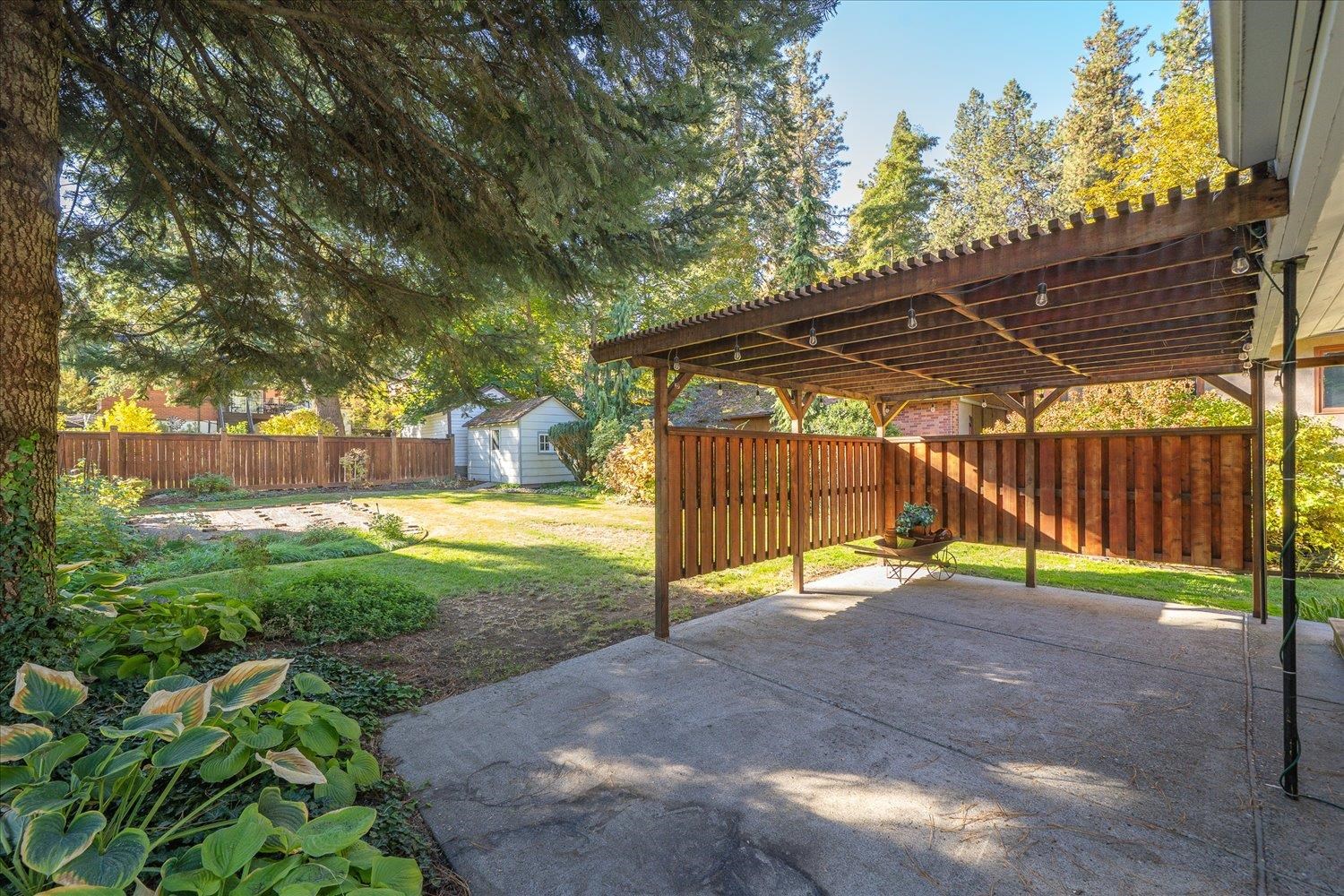 910 E 18th Ave - Photo 41