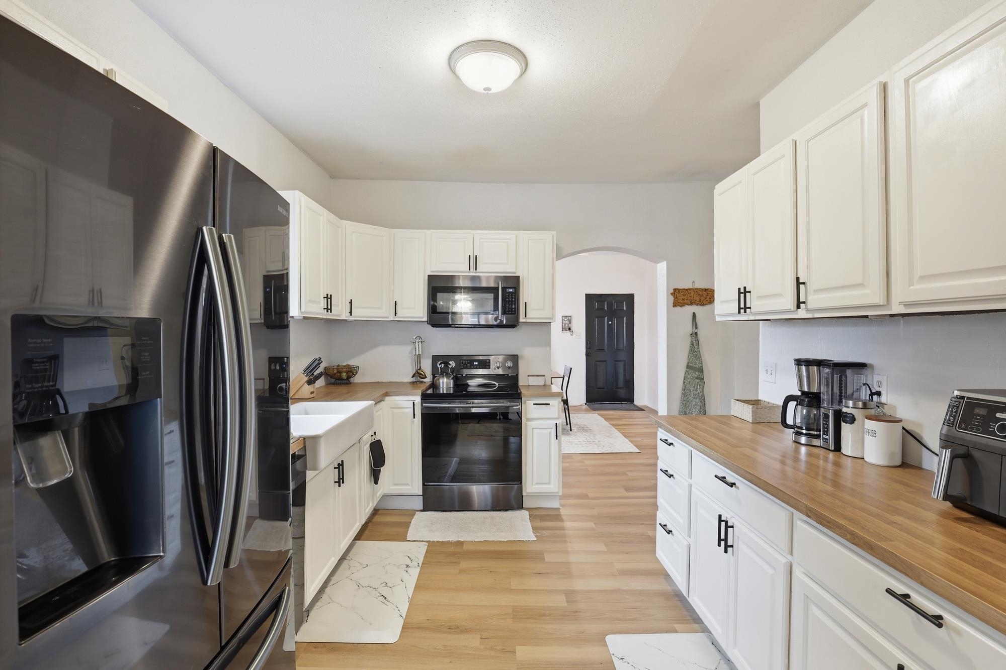 1902 E MALLON Ave - Photo 12