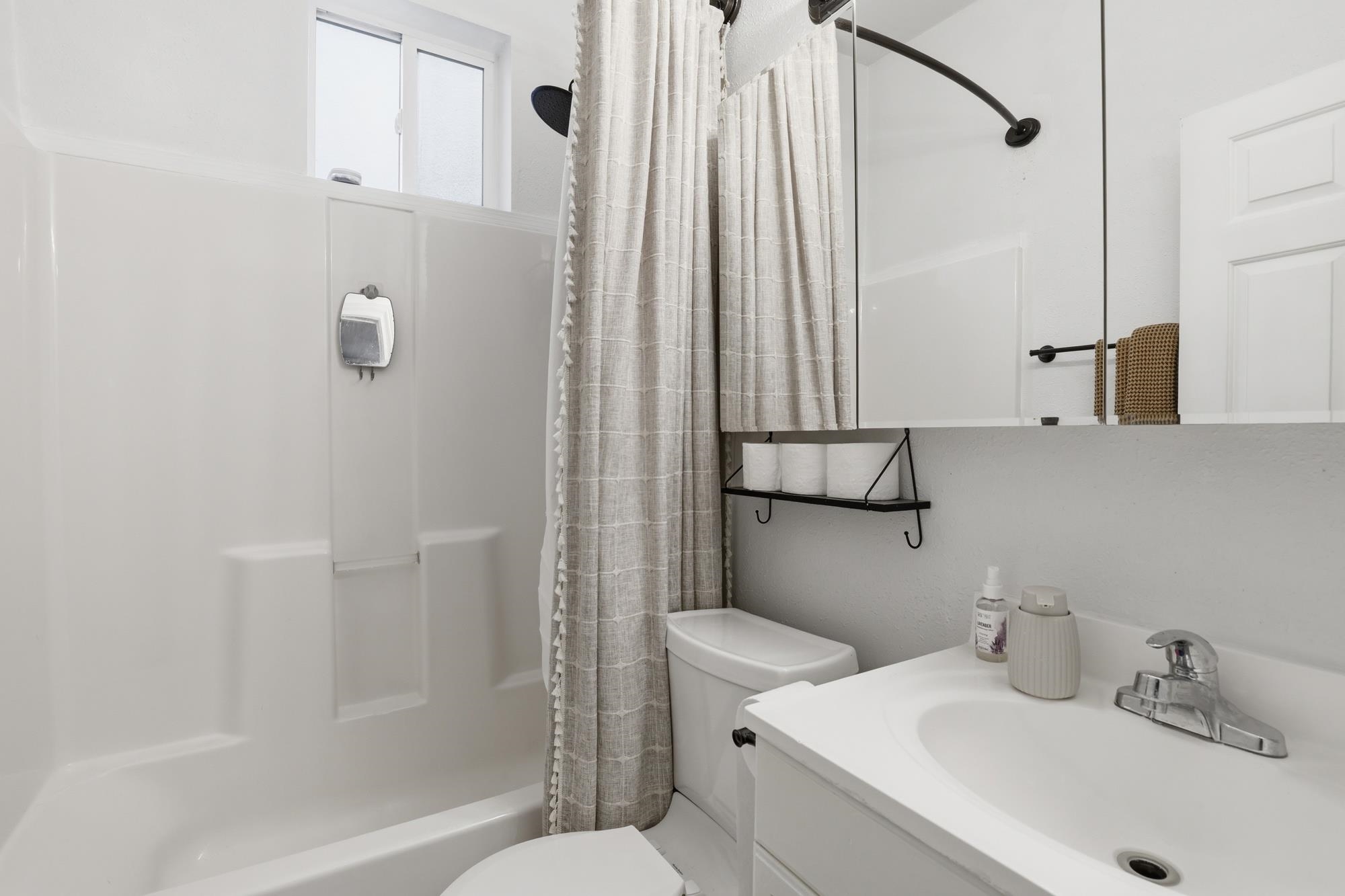 1902 E MALLON Ave - Photo 18