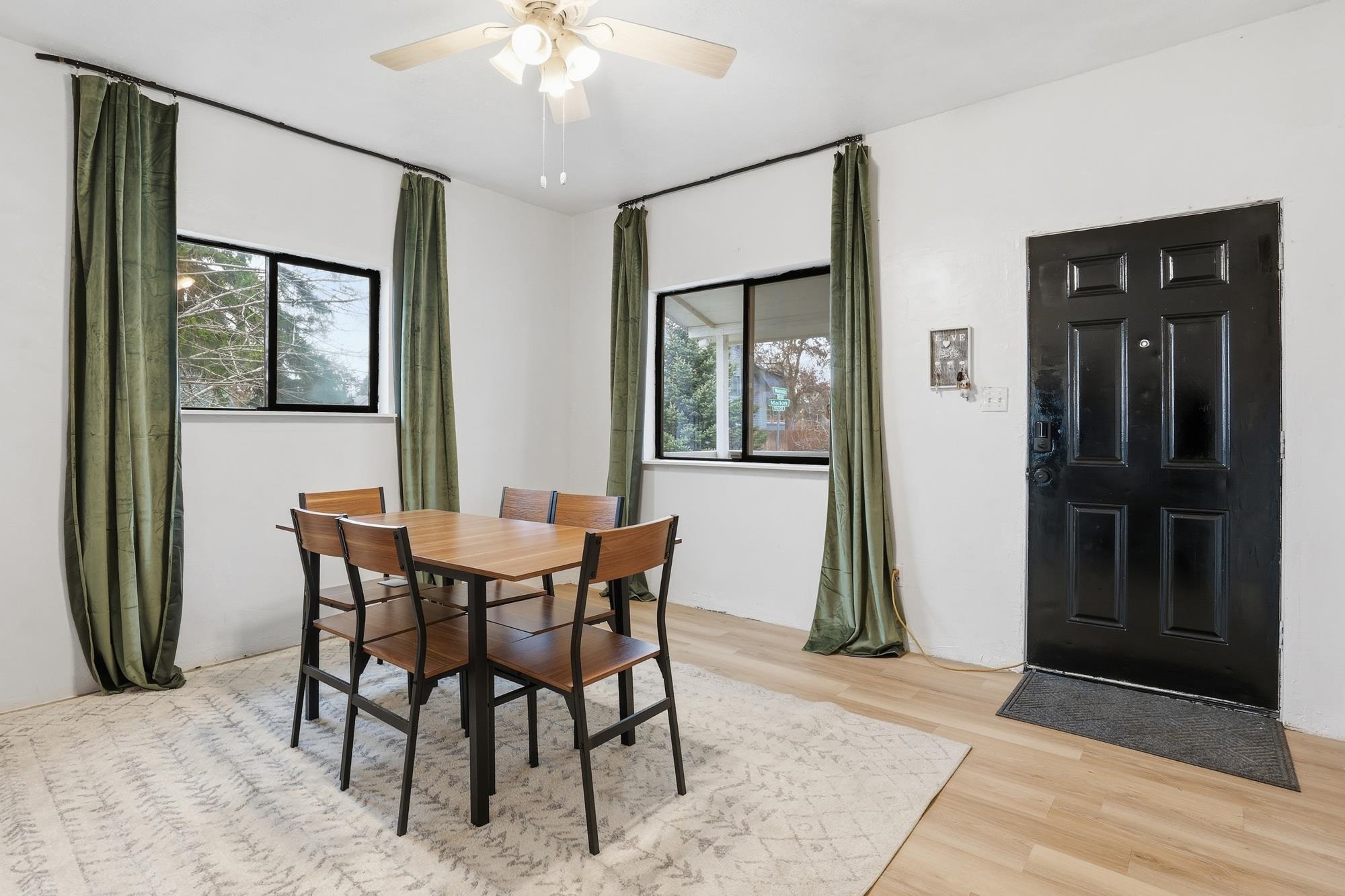1902 E MALLON Ave - Photo 8
