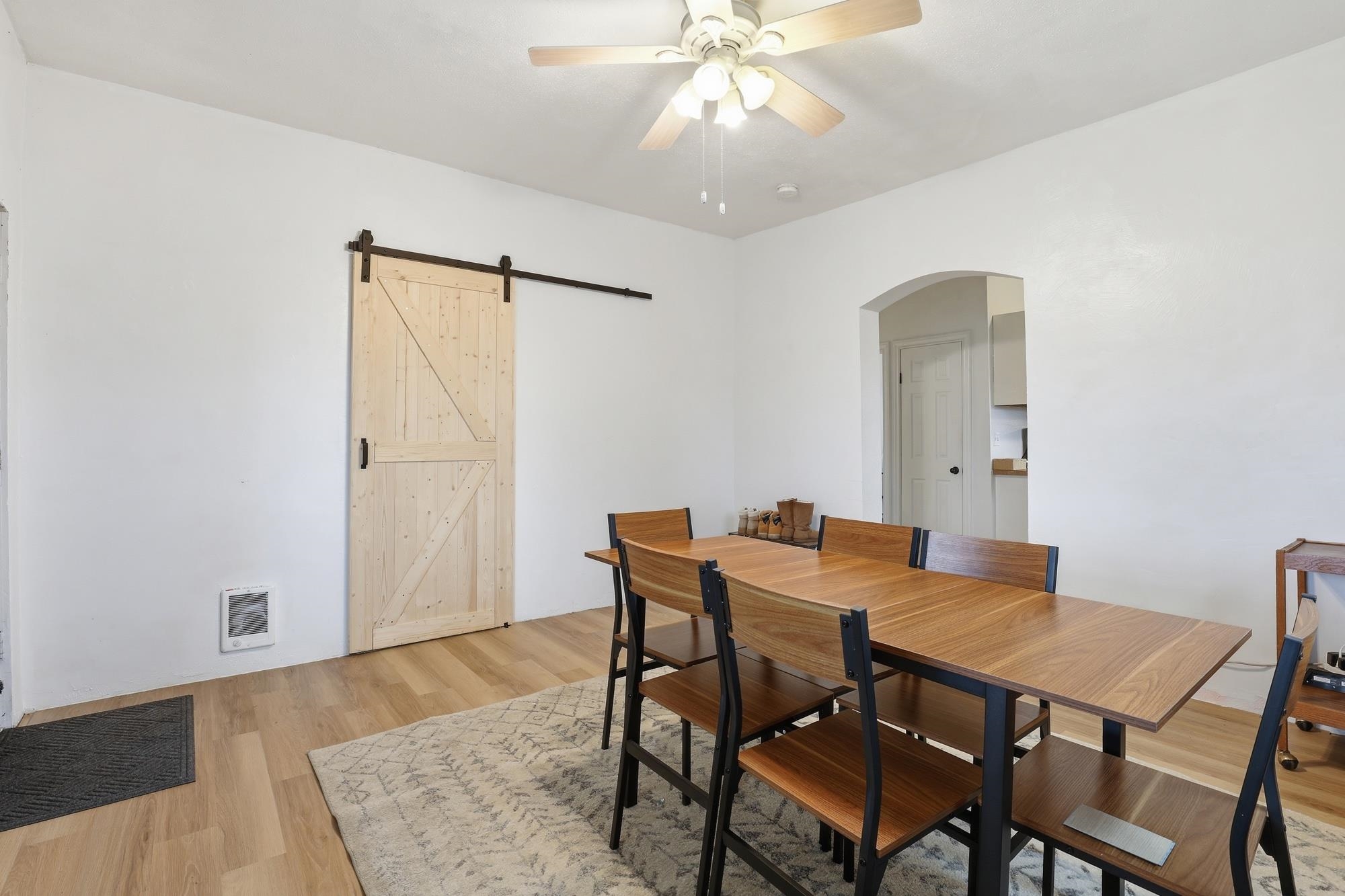 1902 E MALLON Ave - Photo 9