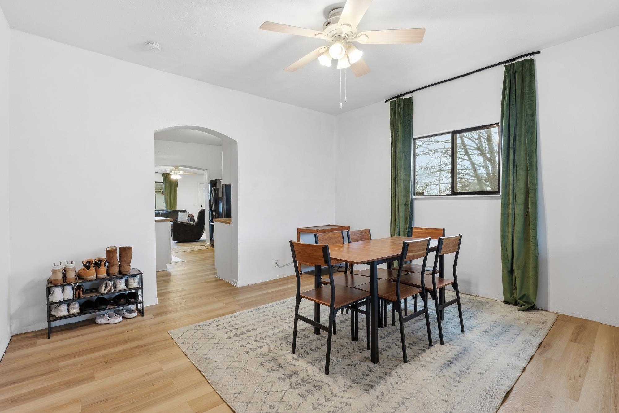 1902 E MALLON Ave - Photo 10