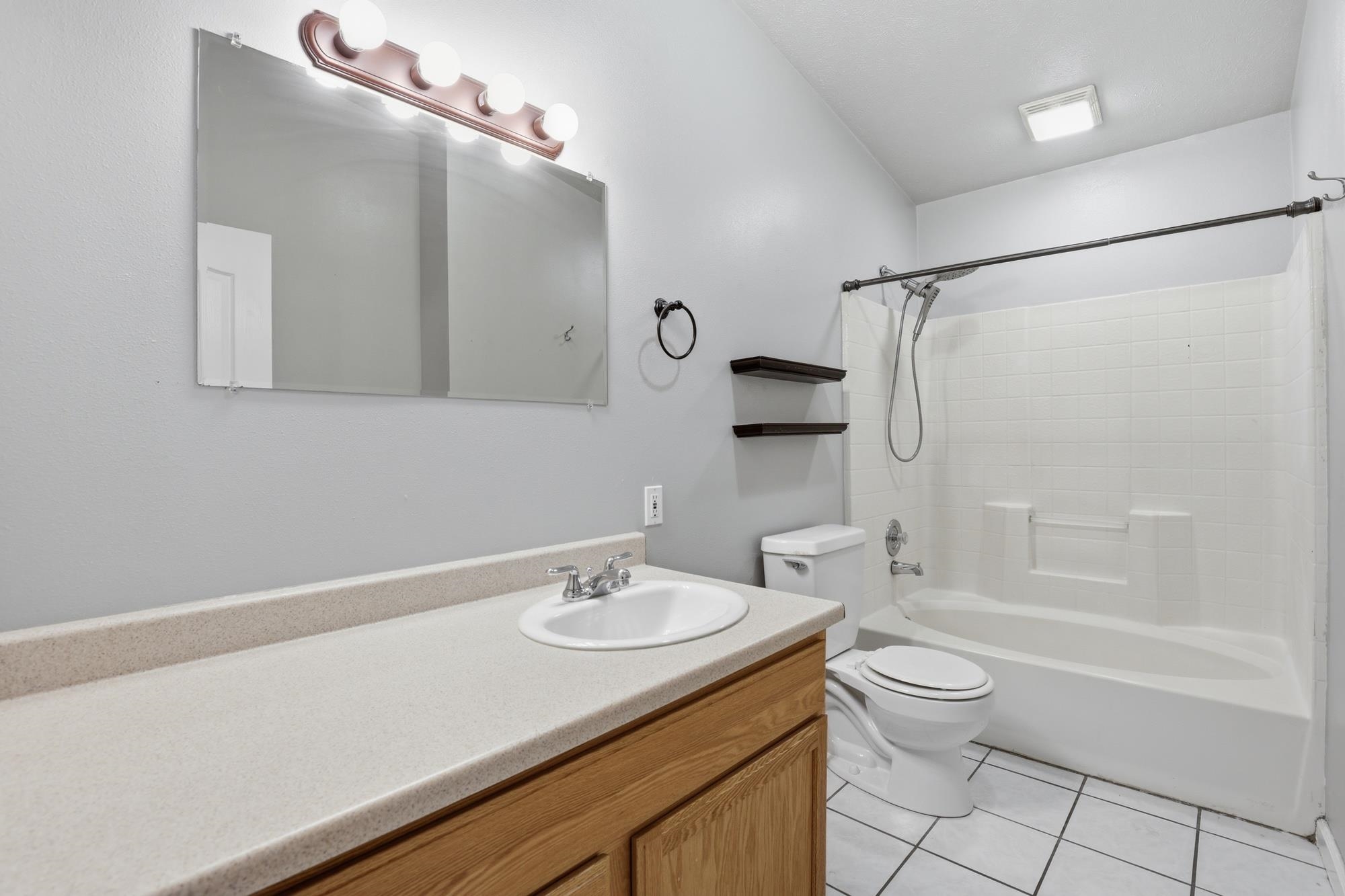 3811 E 8th Ave - Photo 16
